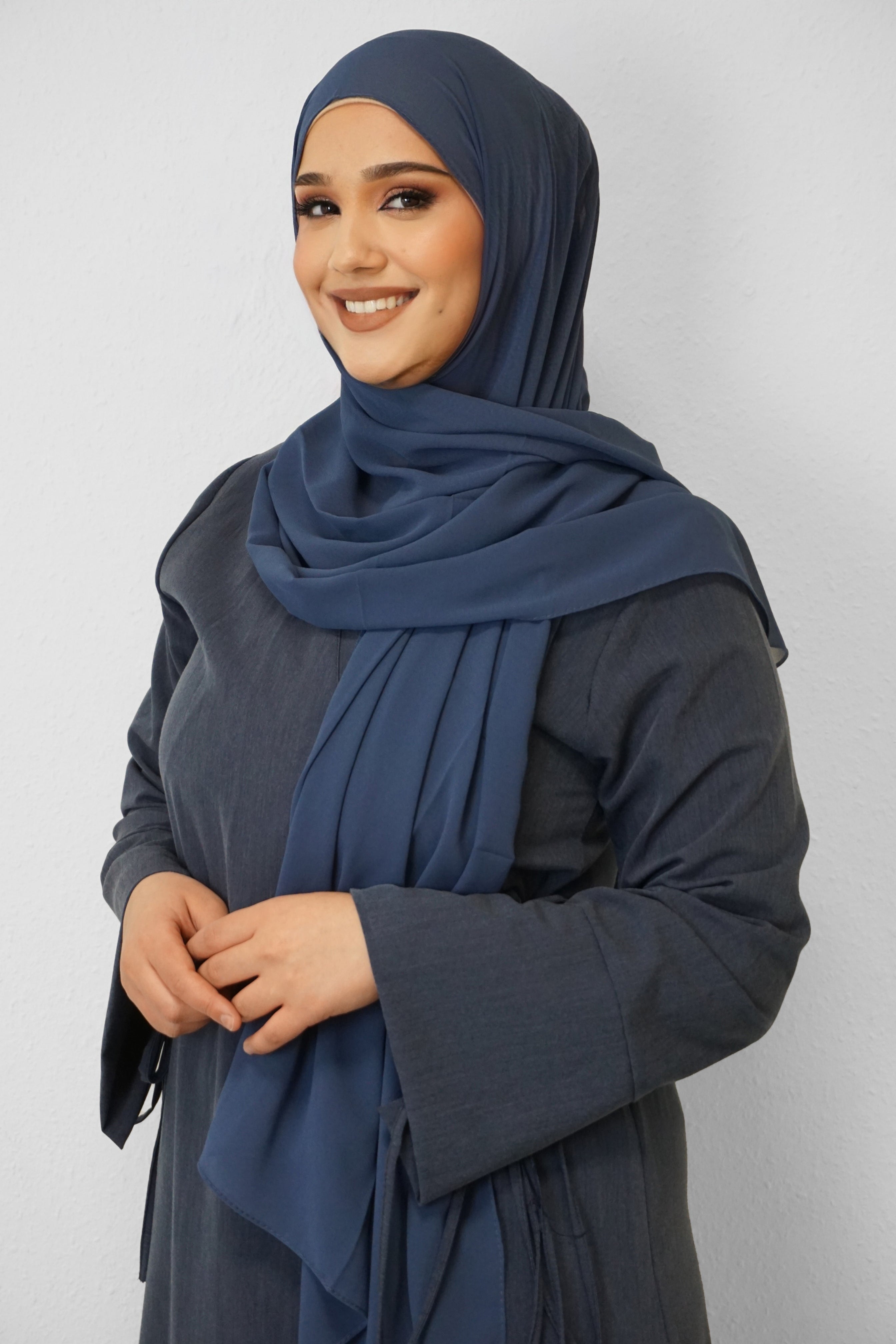 Chiffon Hijab Maira Jeansblau 3