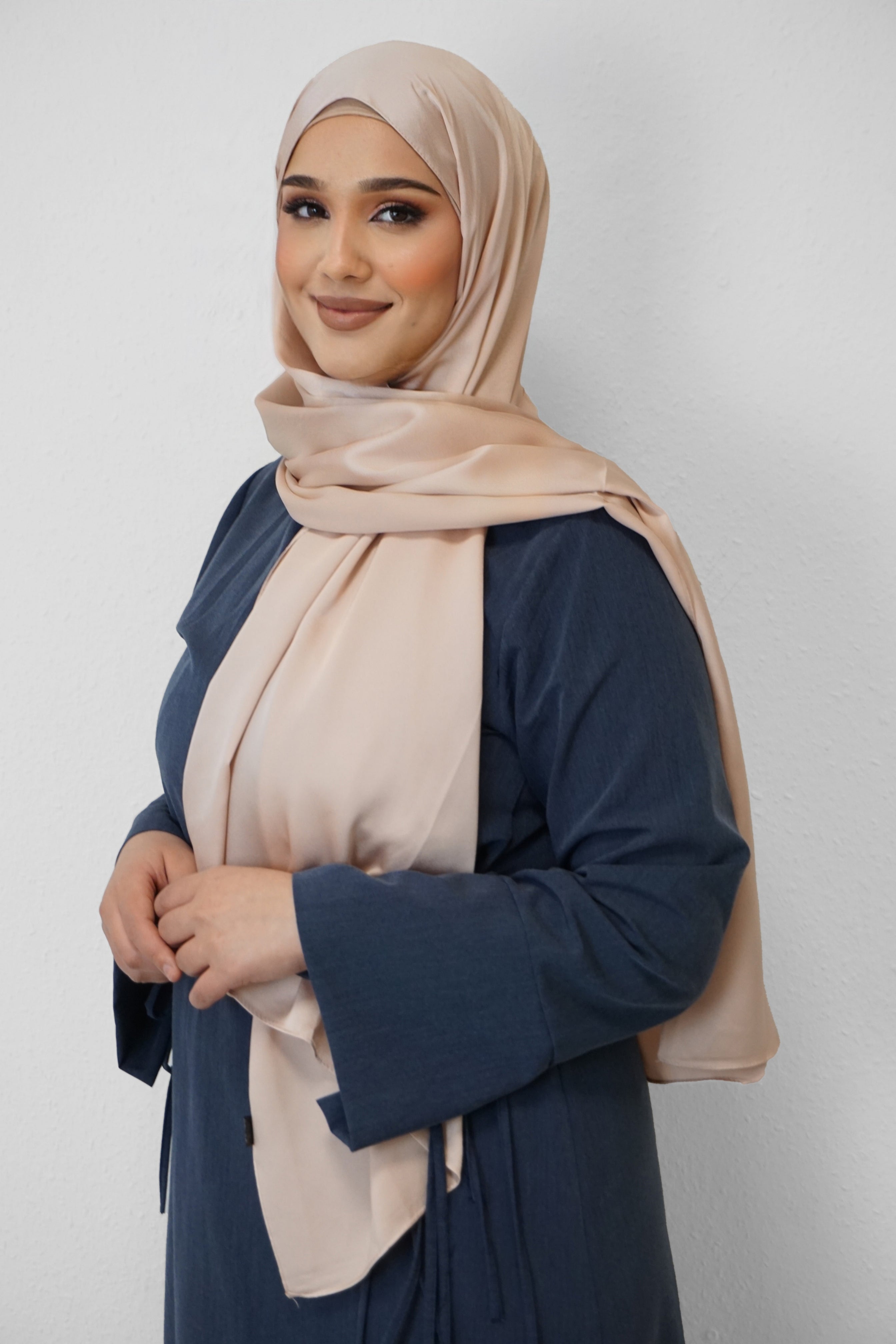 Satin Classic Hijab Hellrosa