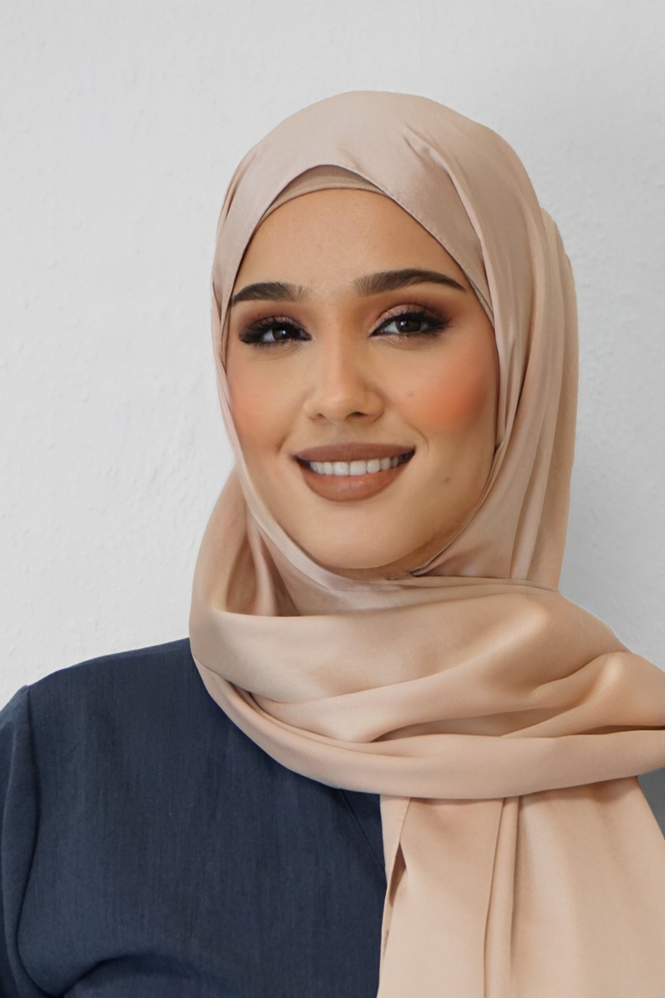 Satin Classic Hijab Hellrosa
