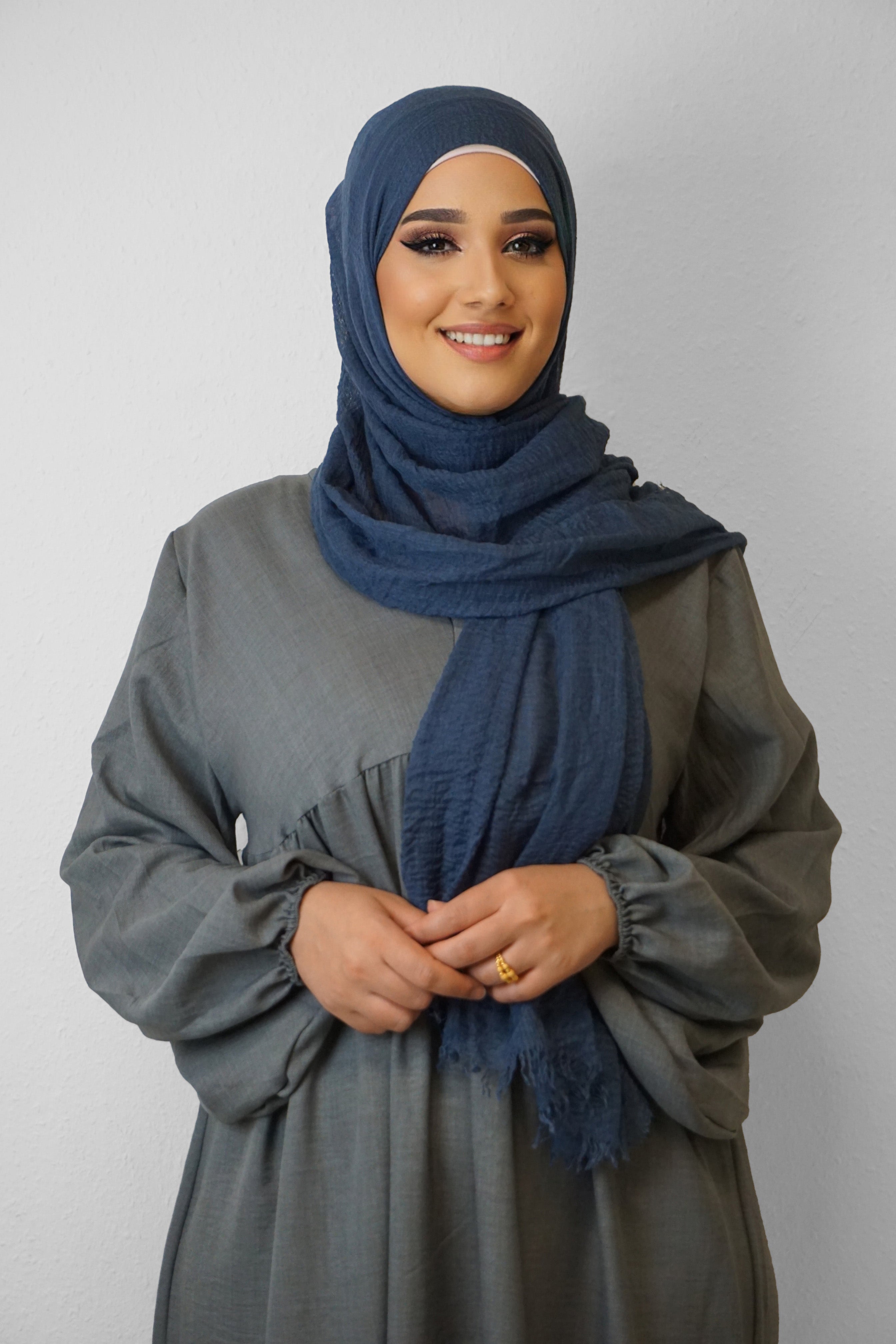 Daily Hijab Dalia Dunkelblau