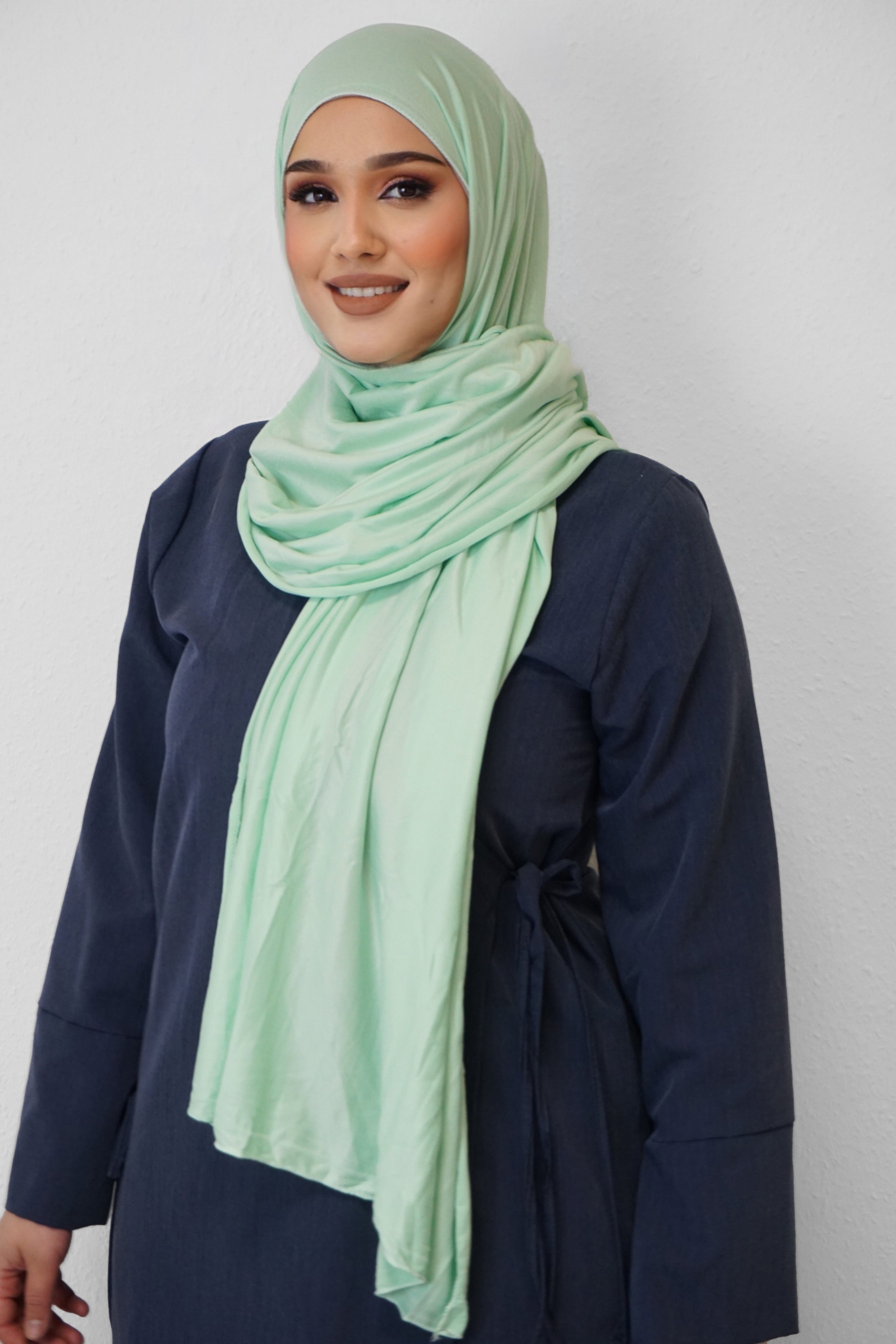 Jersey Hijab Fiza Pistazie 2