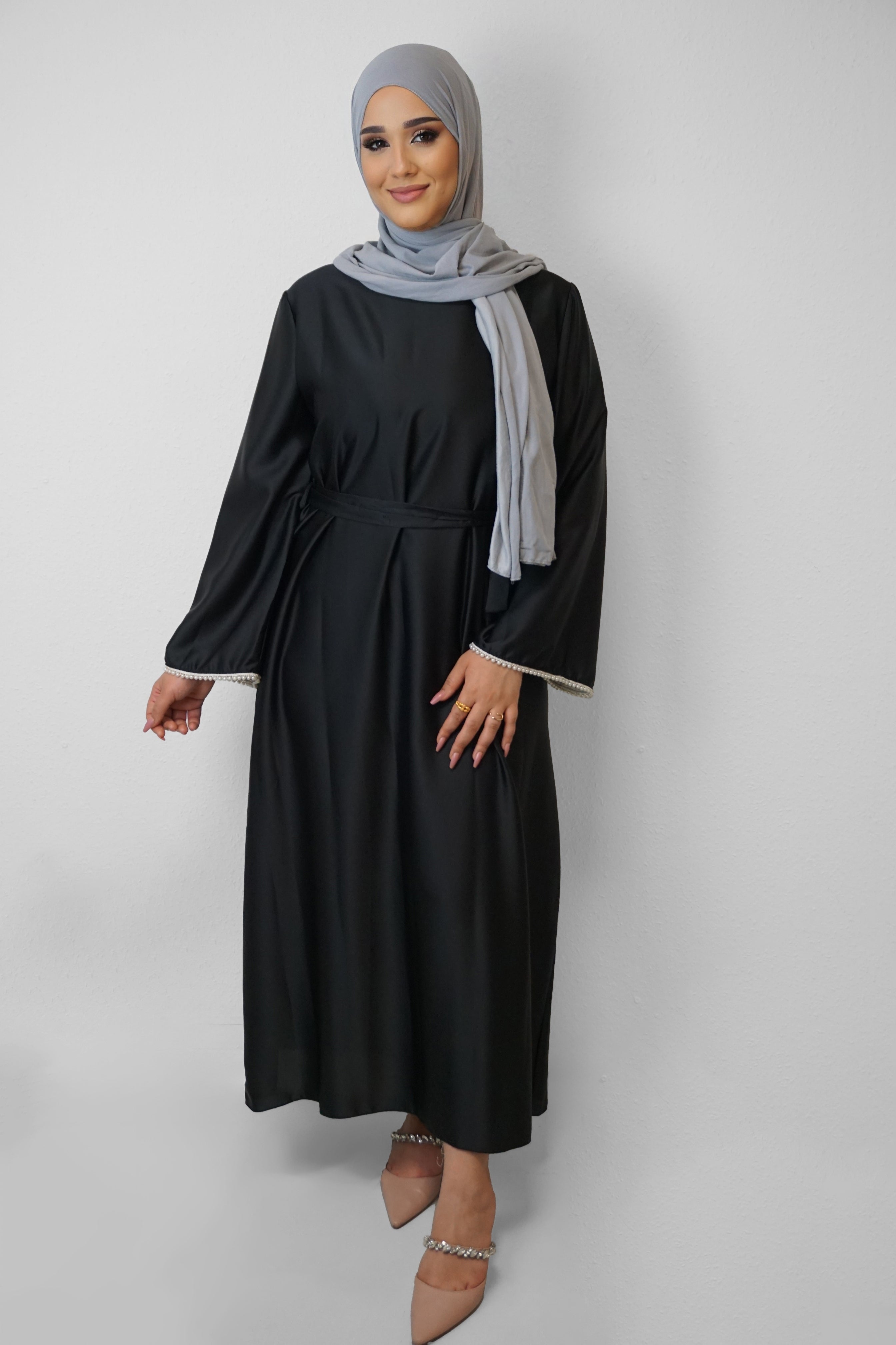 Elonora Abaya Schwarz