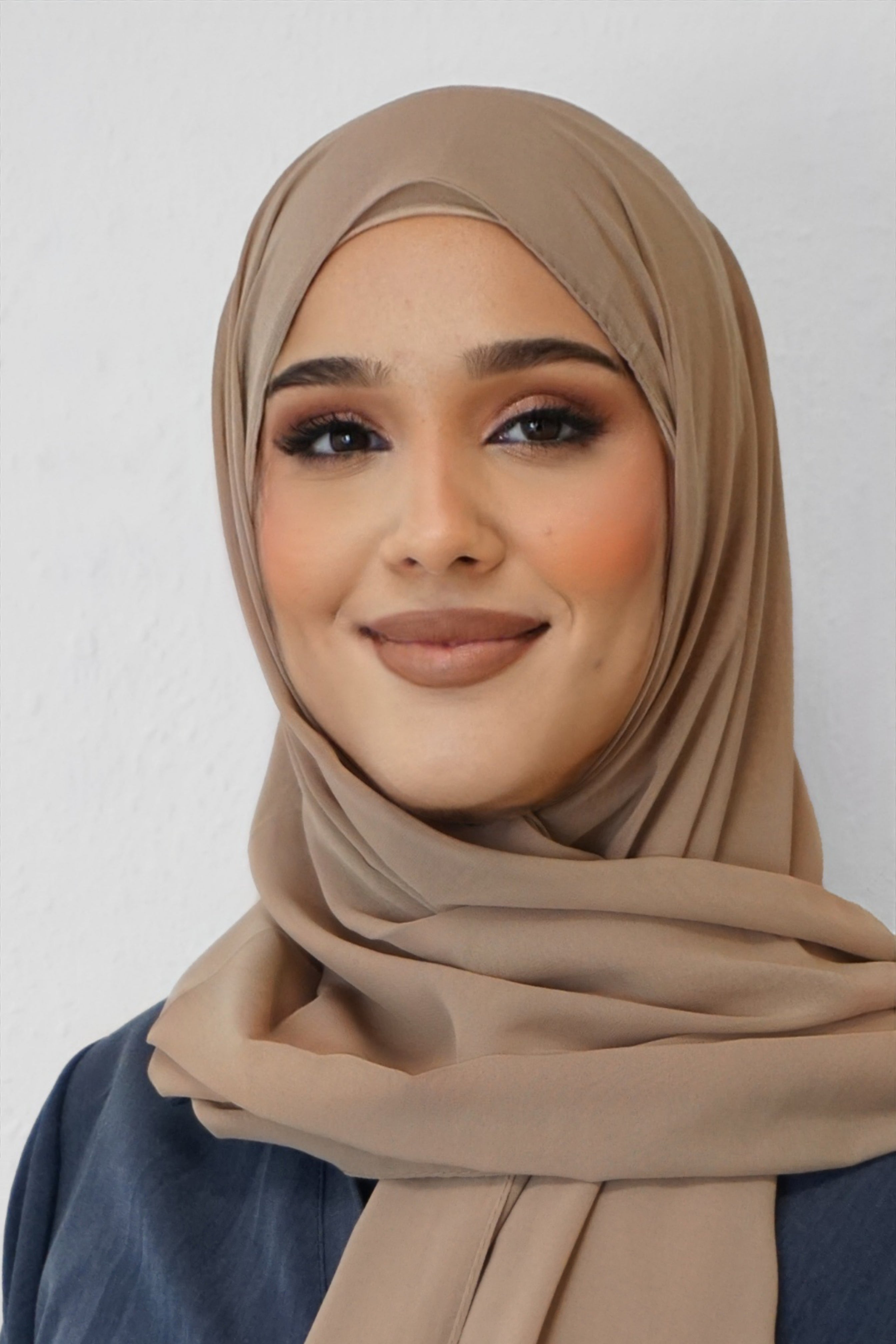 Chiffon Hijab Maira Taupe 4