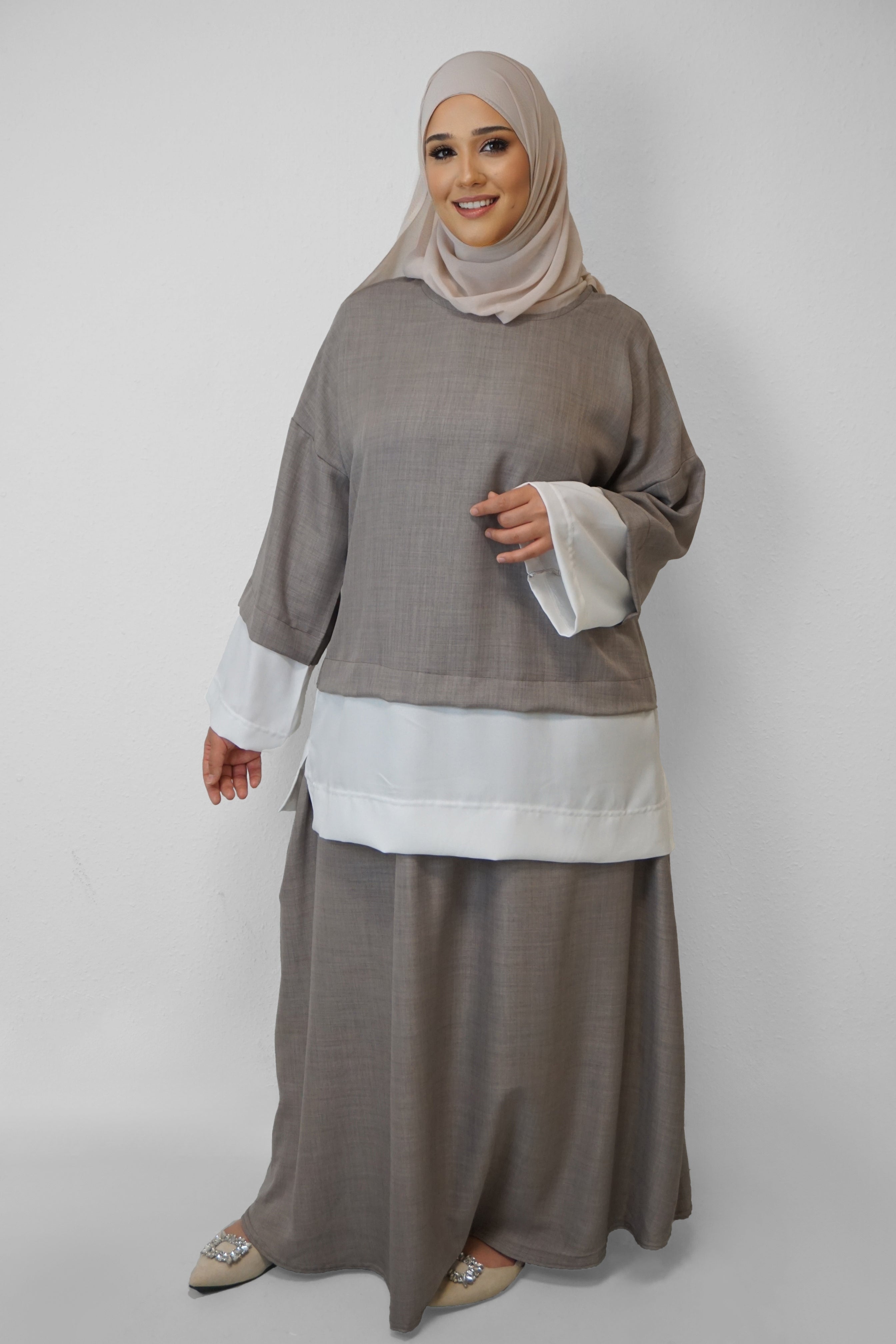 Zwei-Teiler Rock Asyun Taupe