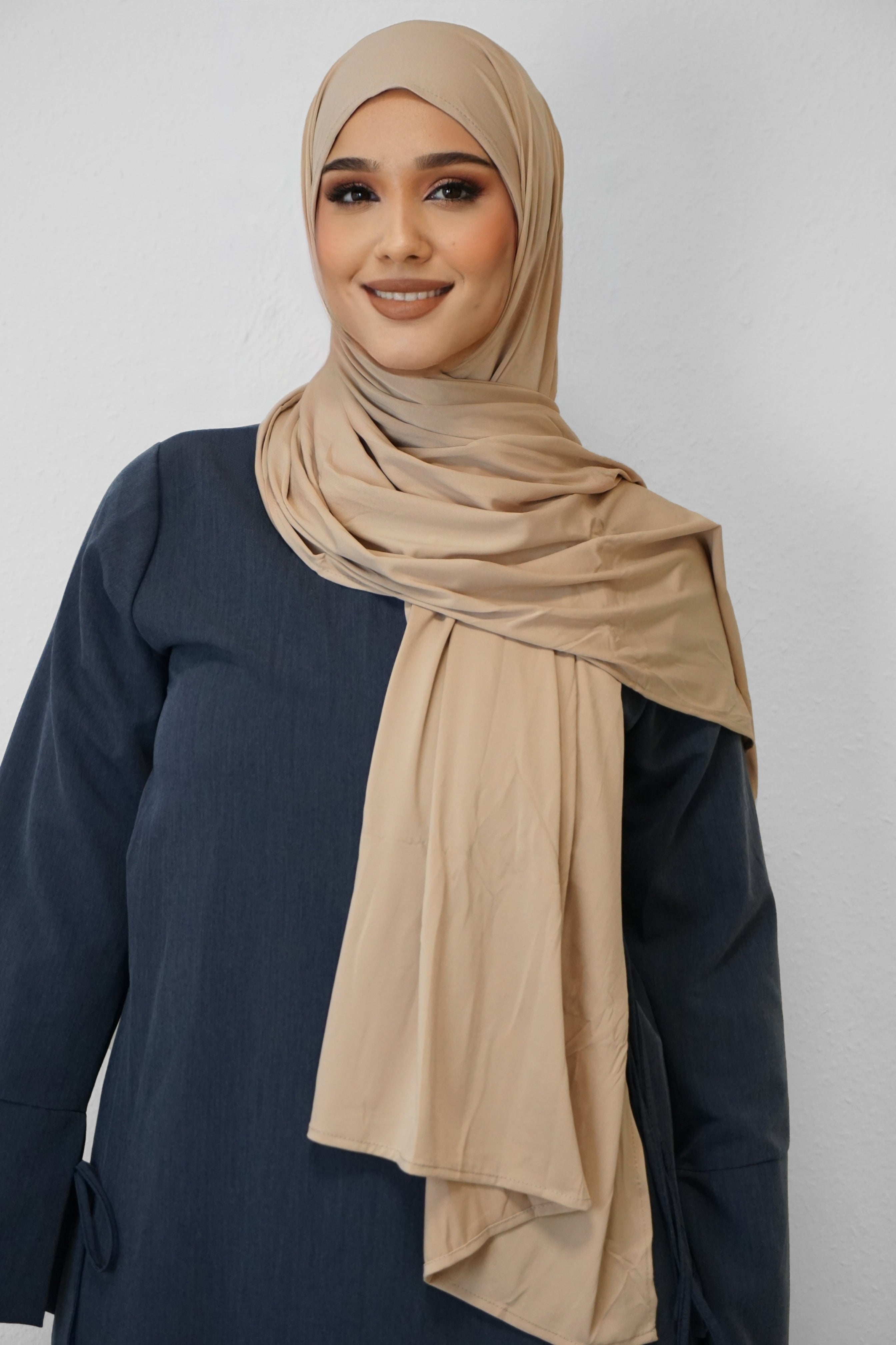 Premium Jersey Deluxe Hijab Taupe