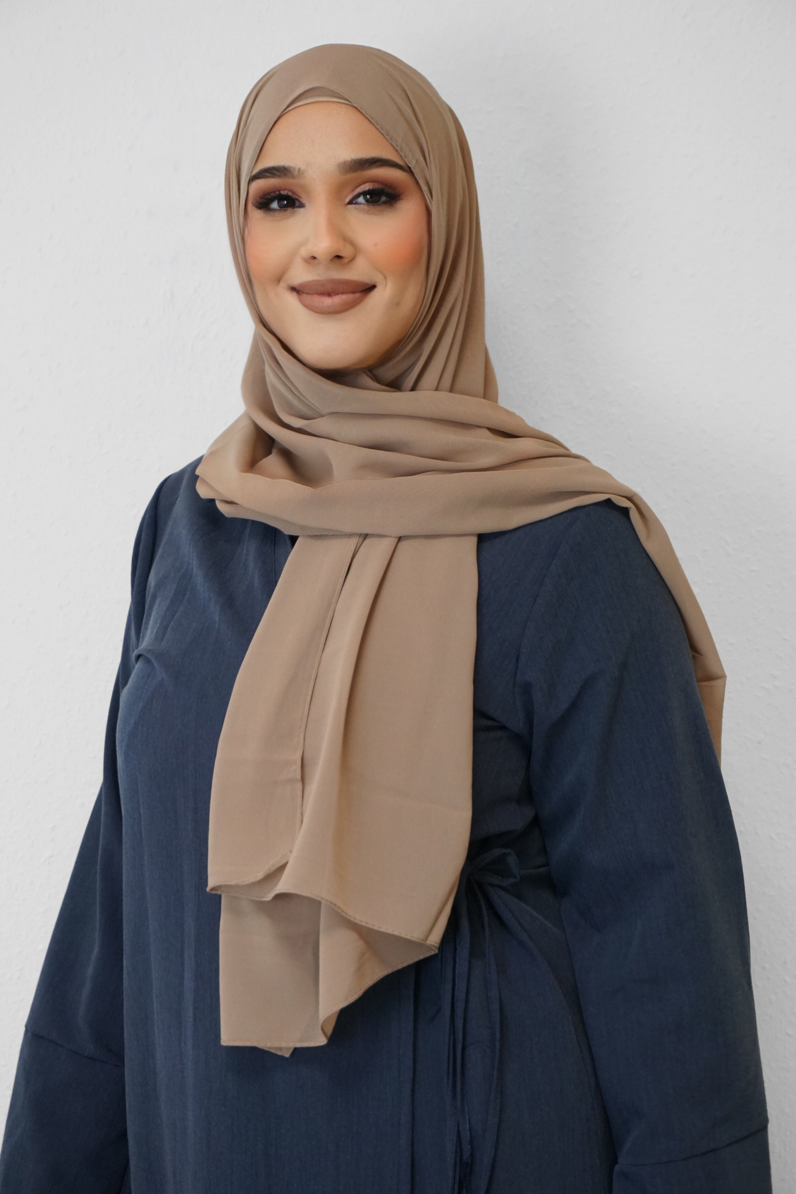 Chiffon Hijab Maira Taupe 4