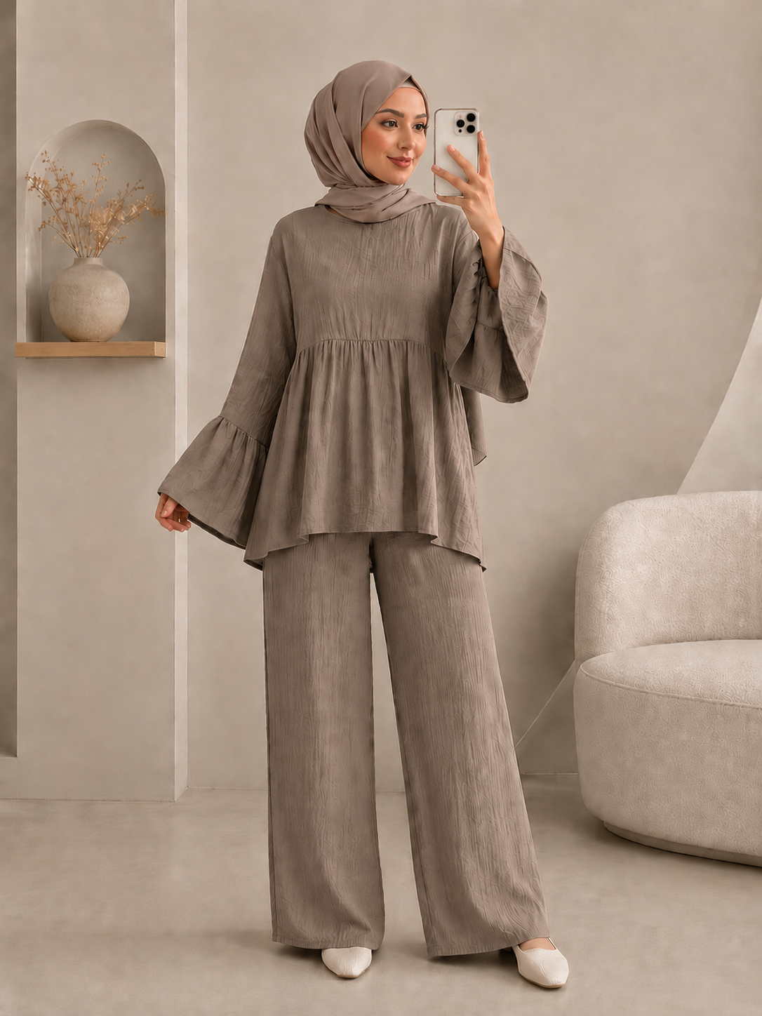 Zwei-Teiler Hose Khetyra Taupe