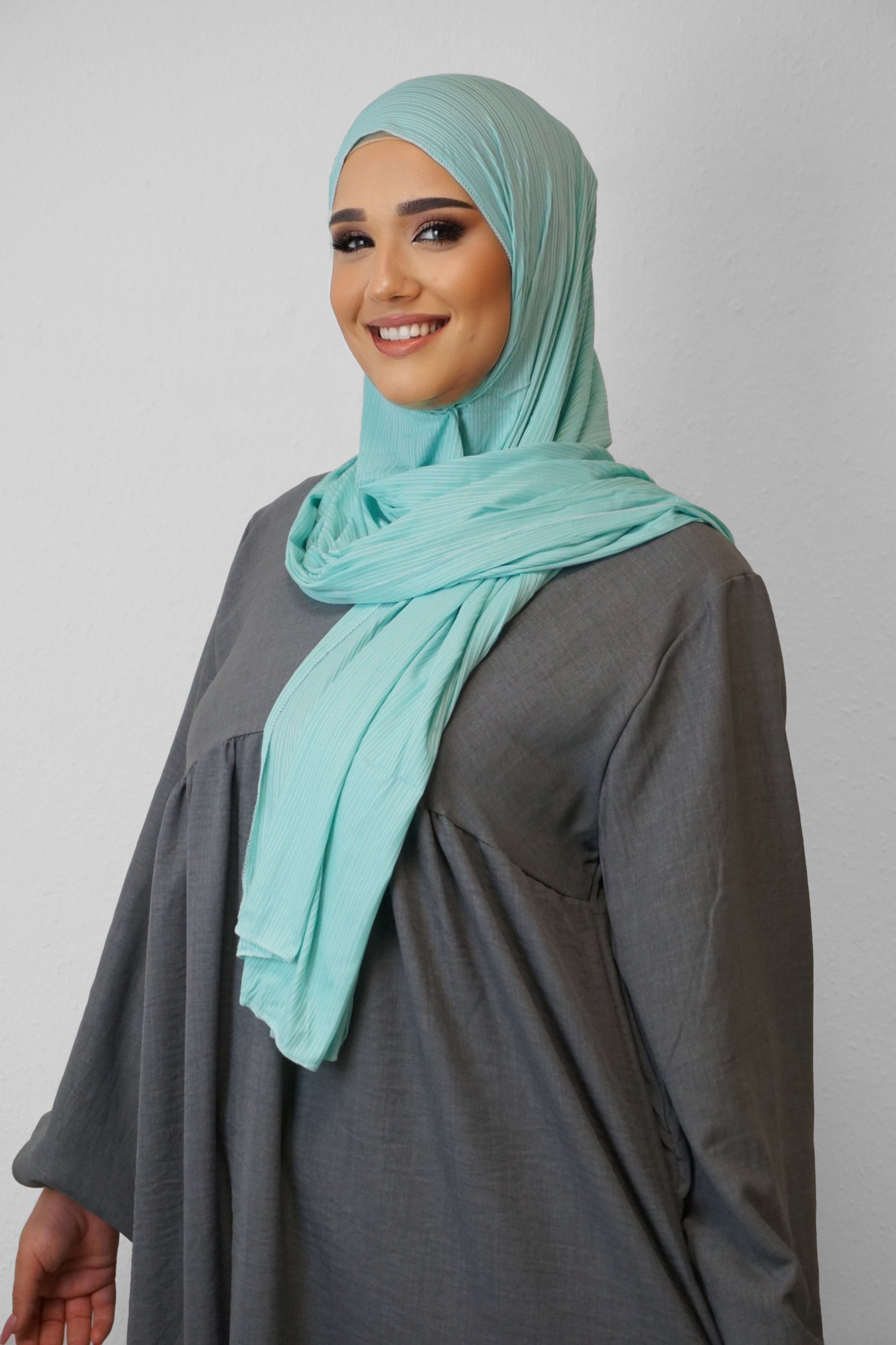 Jersey Ripped Fein Türkisblau