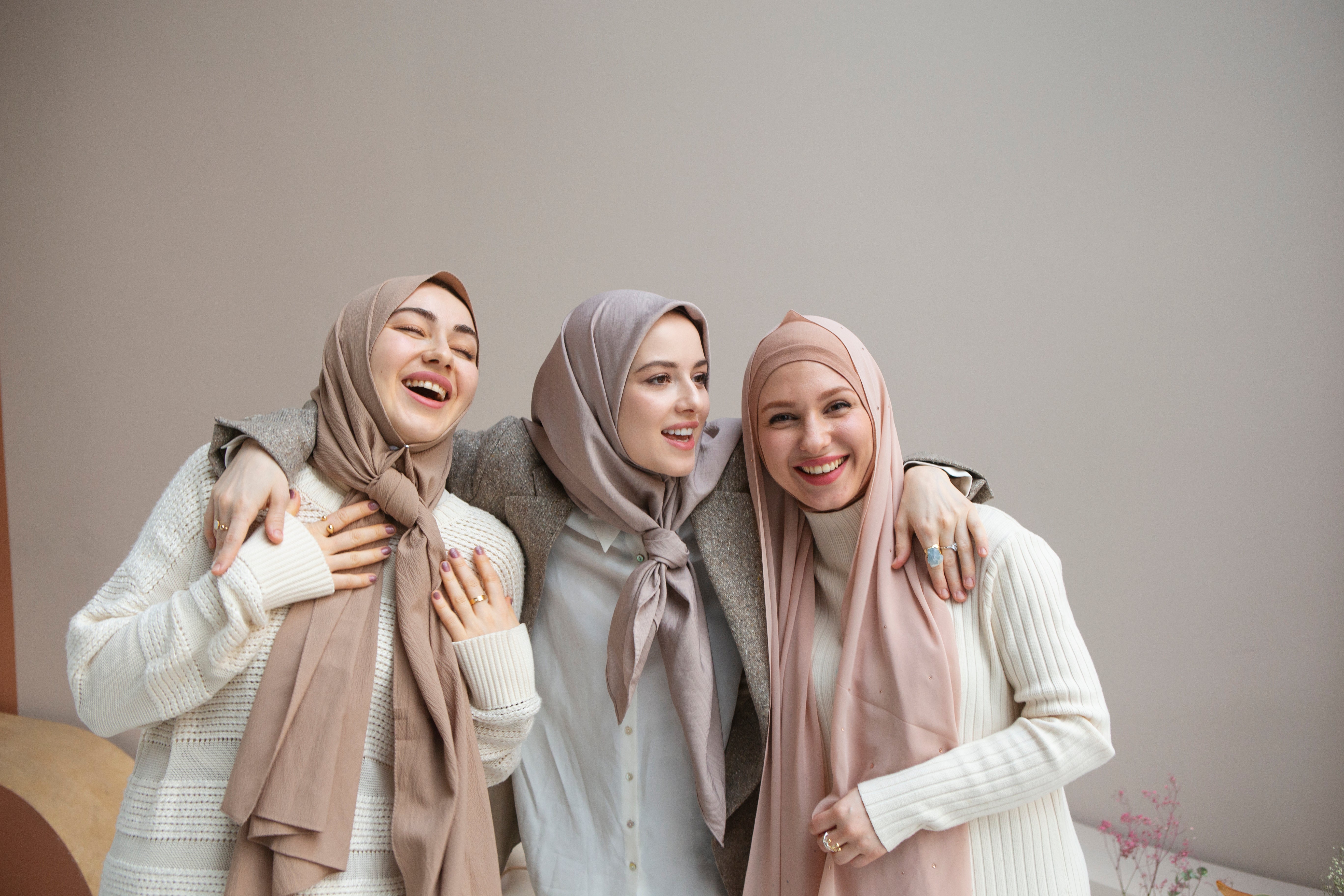 beautiful-women-wearing-hijab