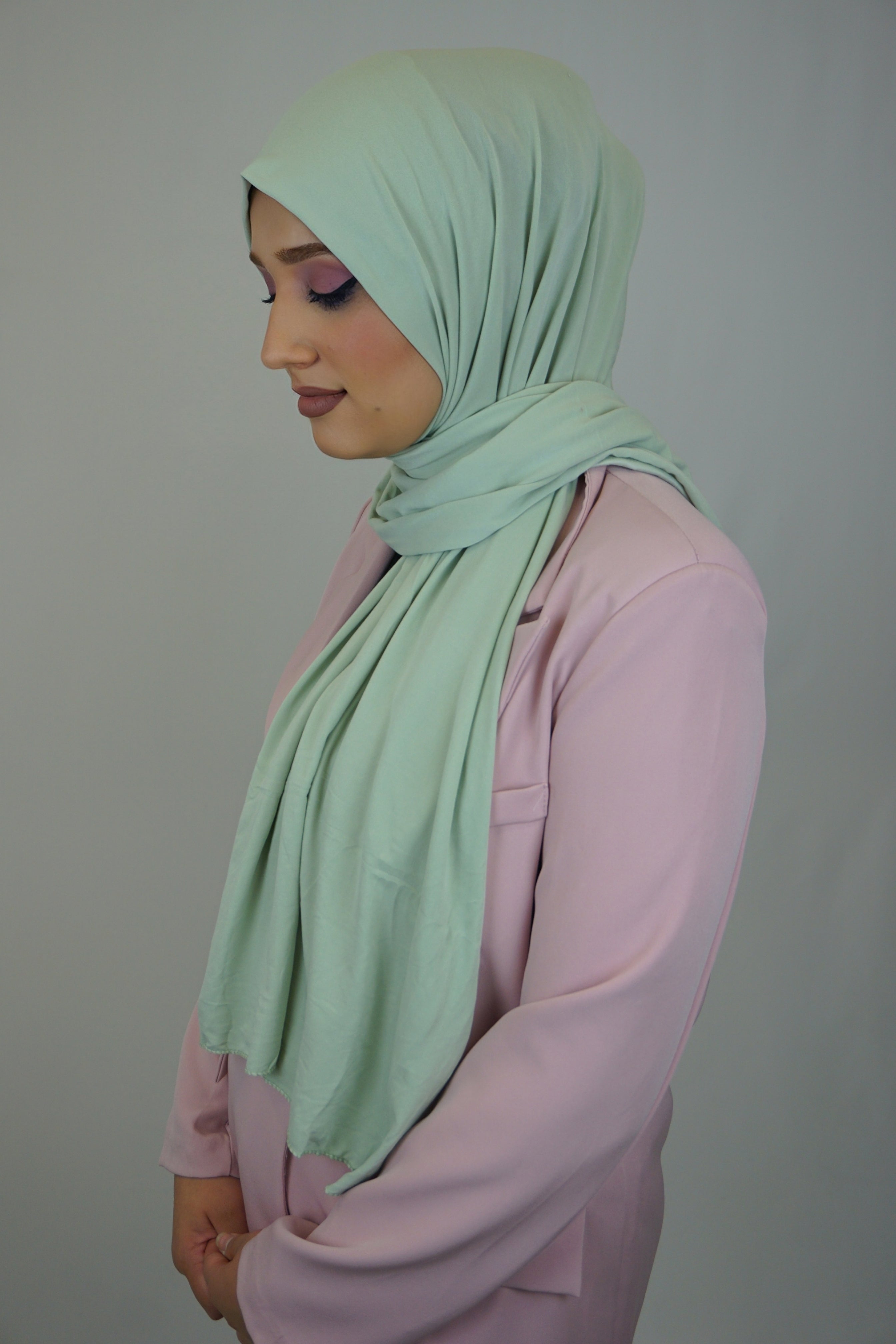 Jersey Hijab Fiza Hellgrün