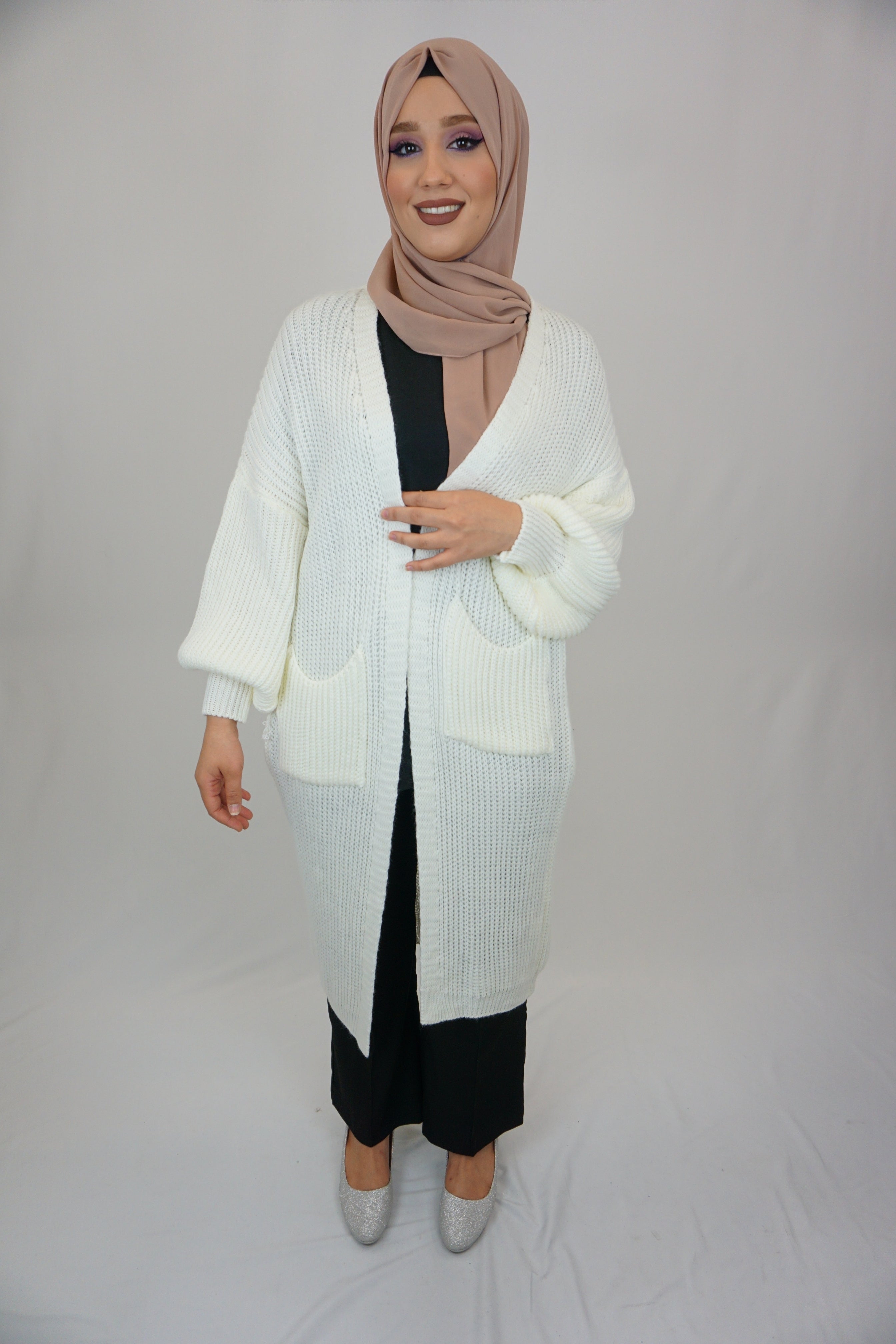 Maxi Cardigan Mahnoor Weiß
