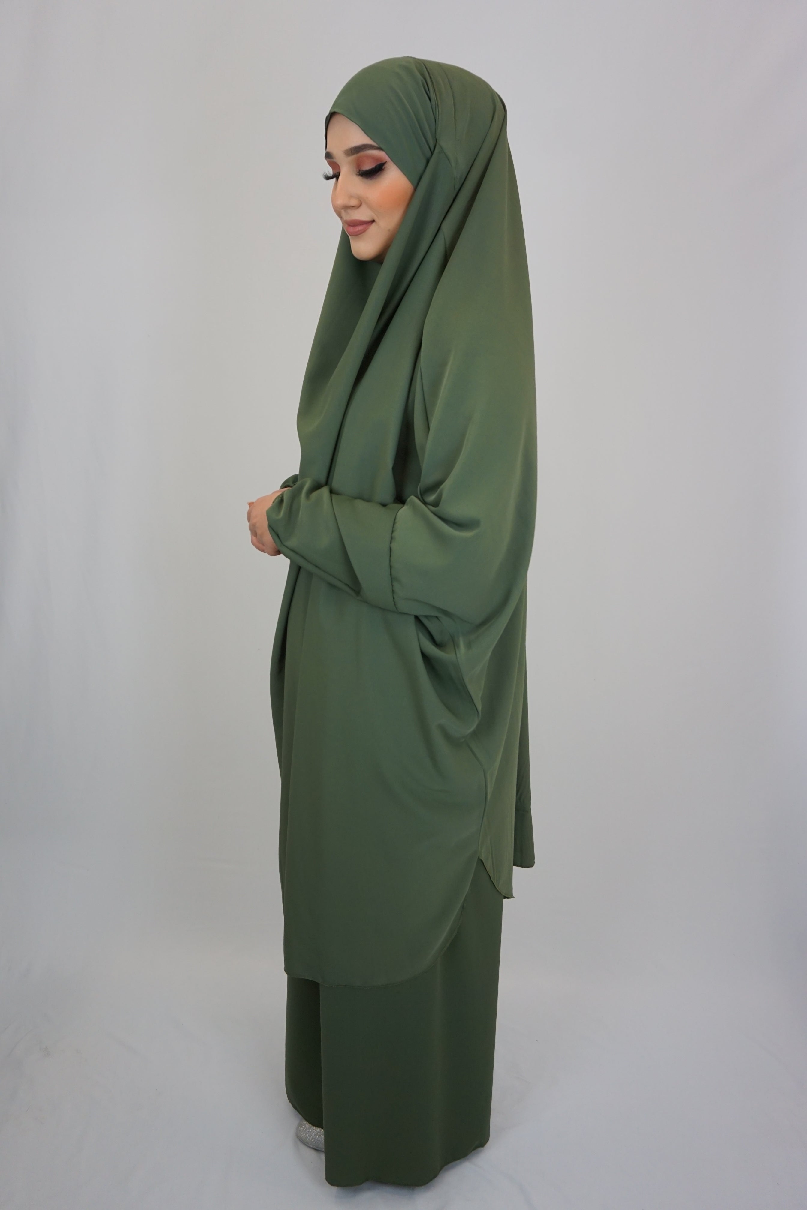 Jilbab Farheena Grün