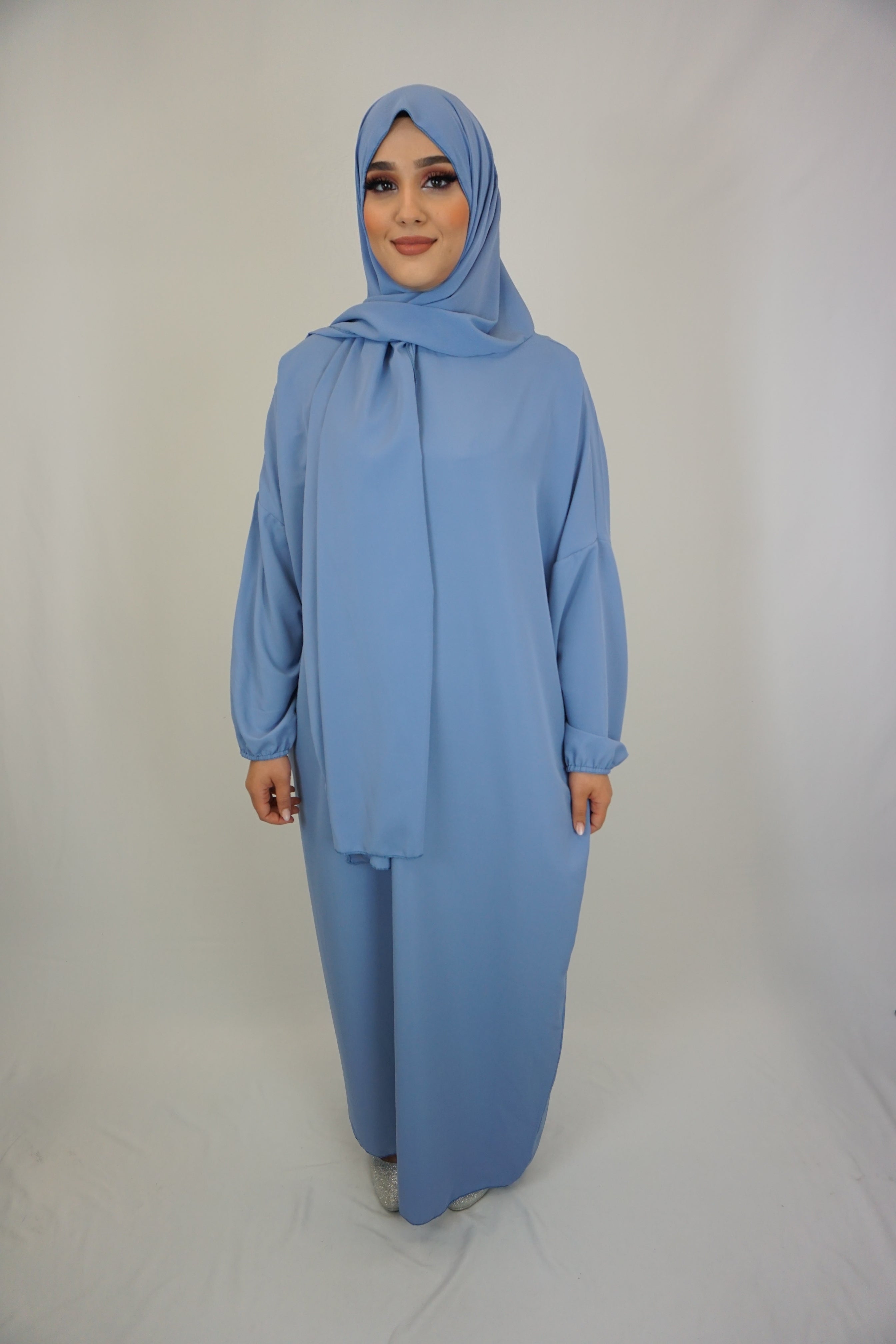 Hijab-Abaya Himmelblau