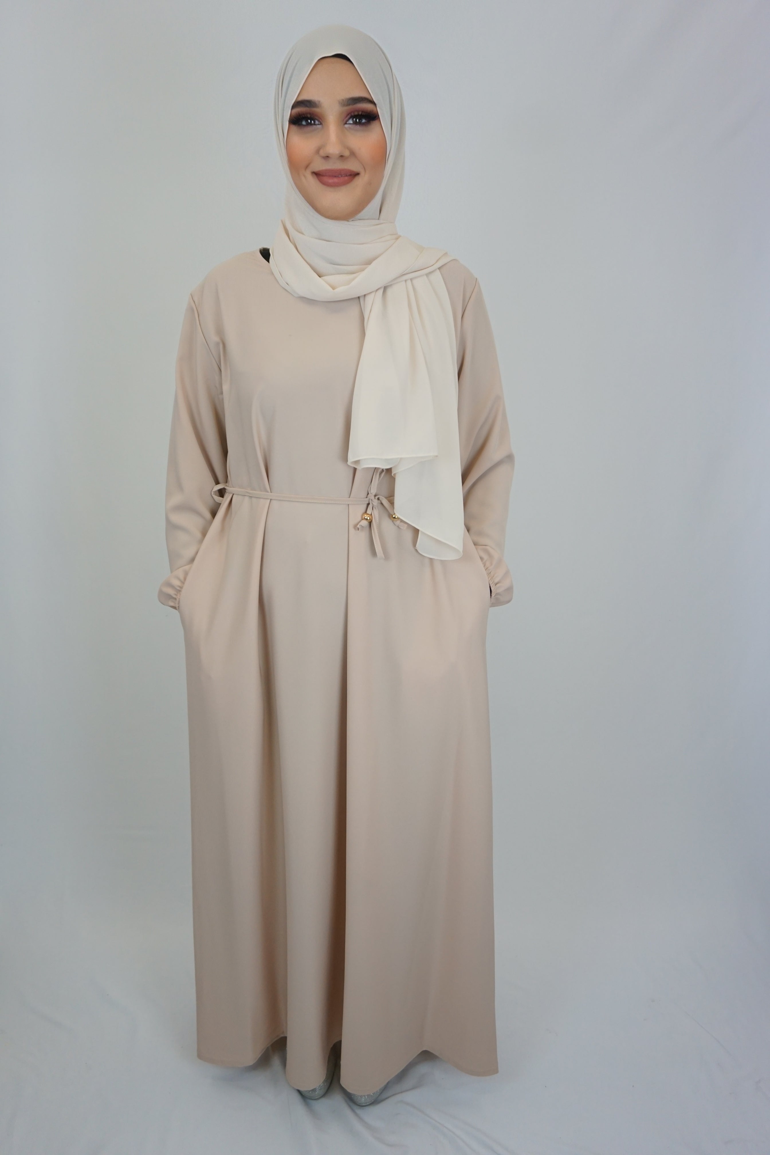 Basic Abaya Beige