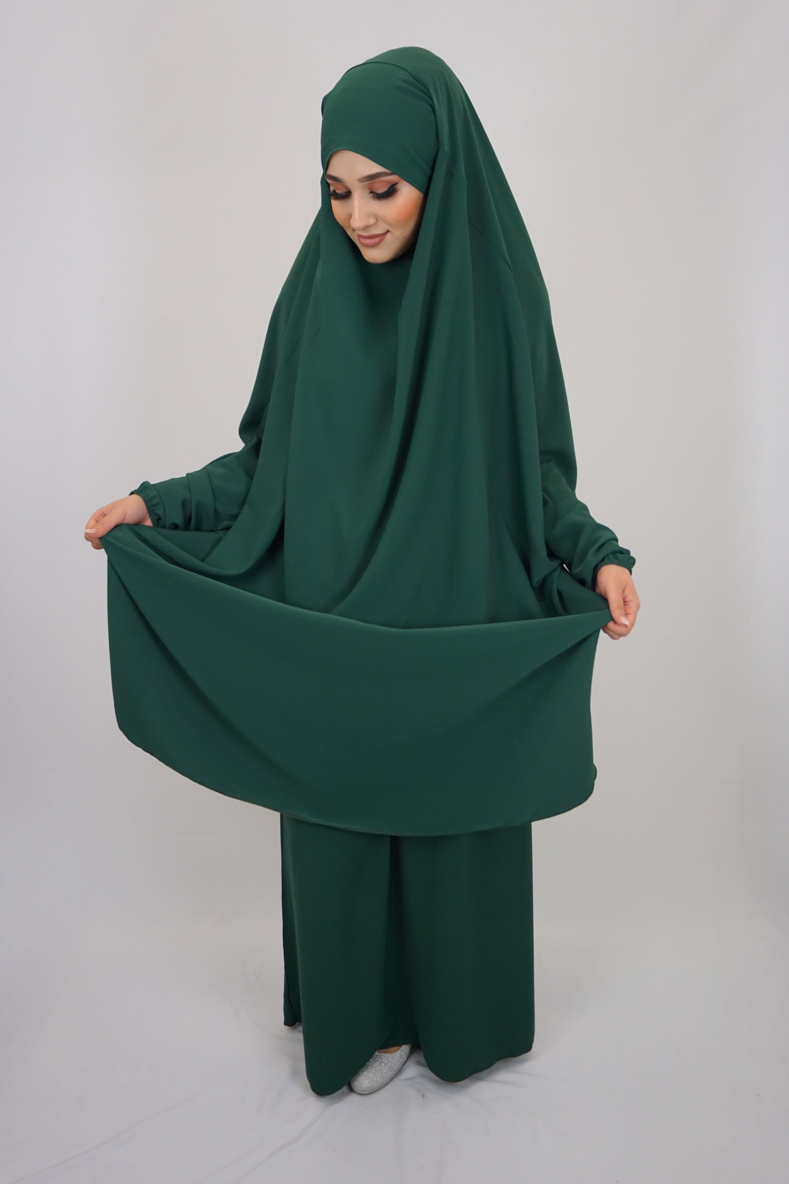 Jilbab Farheena Waldgrün