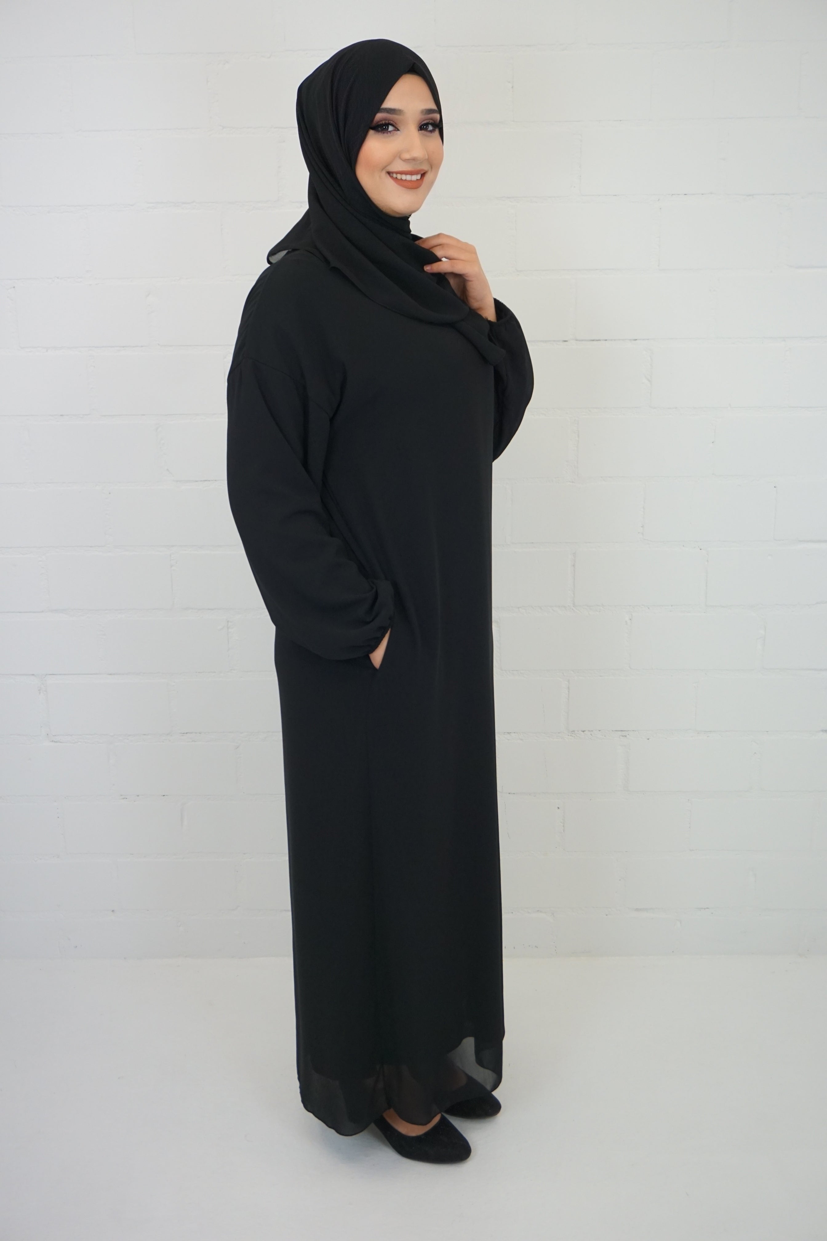 Basic Abaya 2 Schwarz