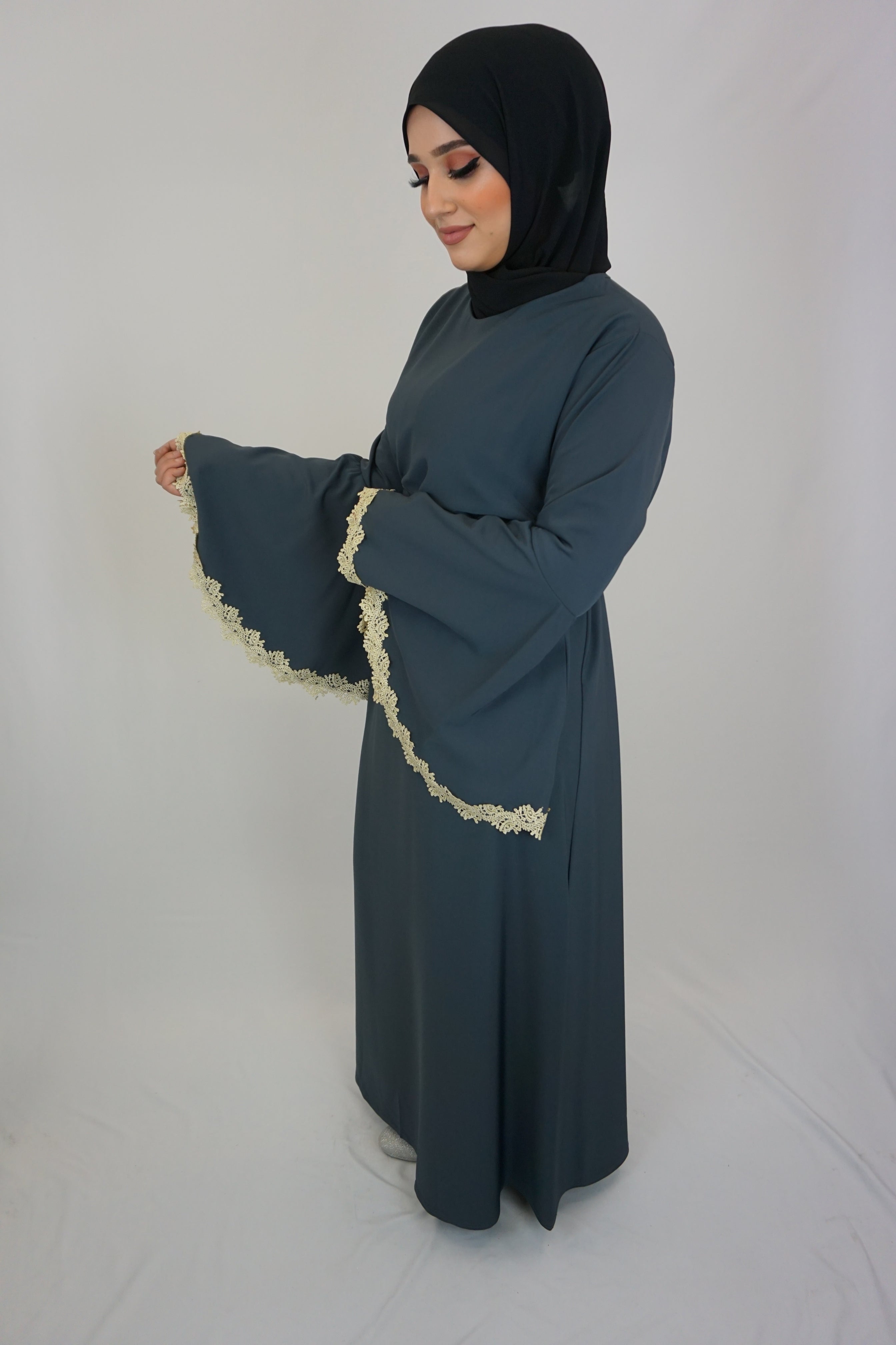 Abaya Sultana Grau