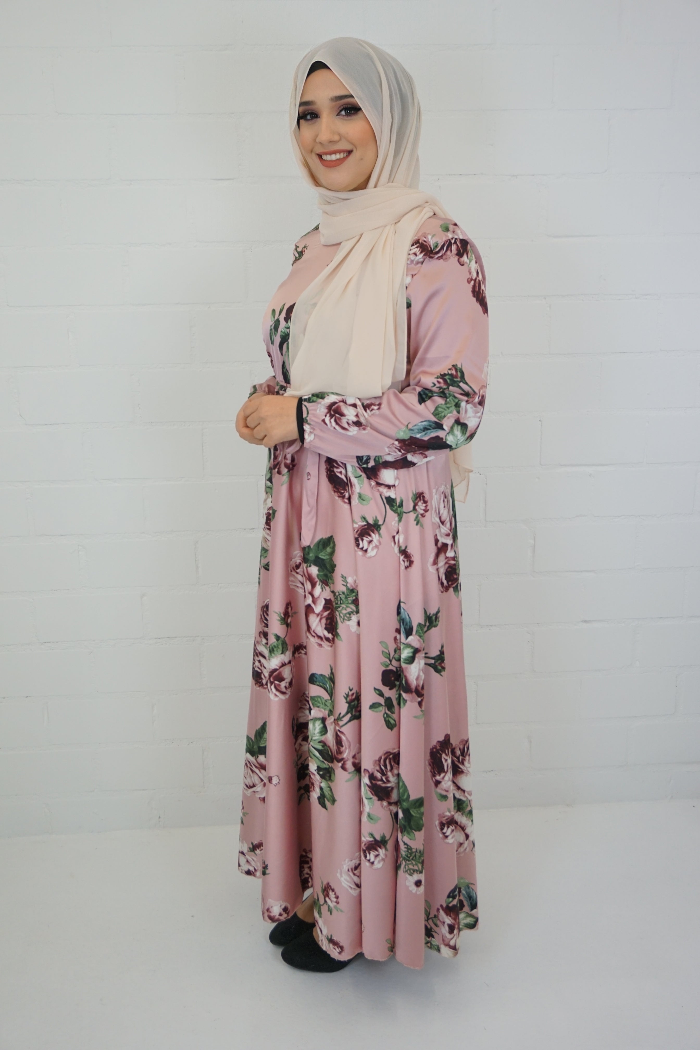 Abaya Qareema Pink
