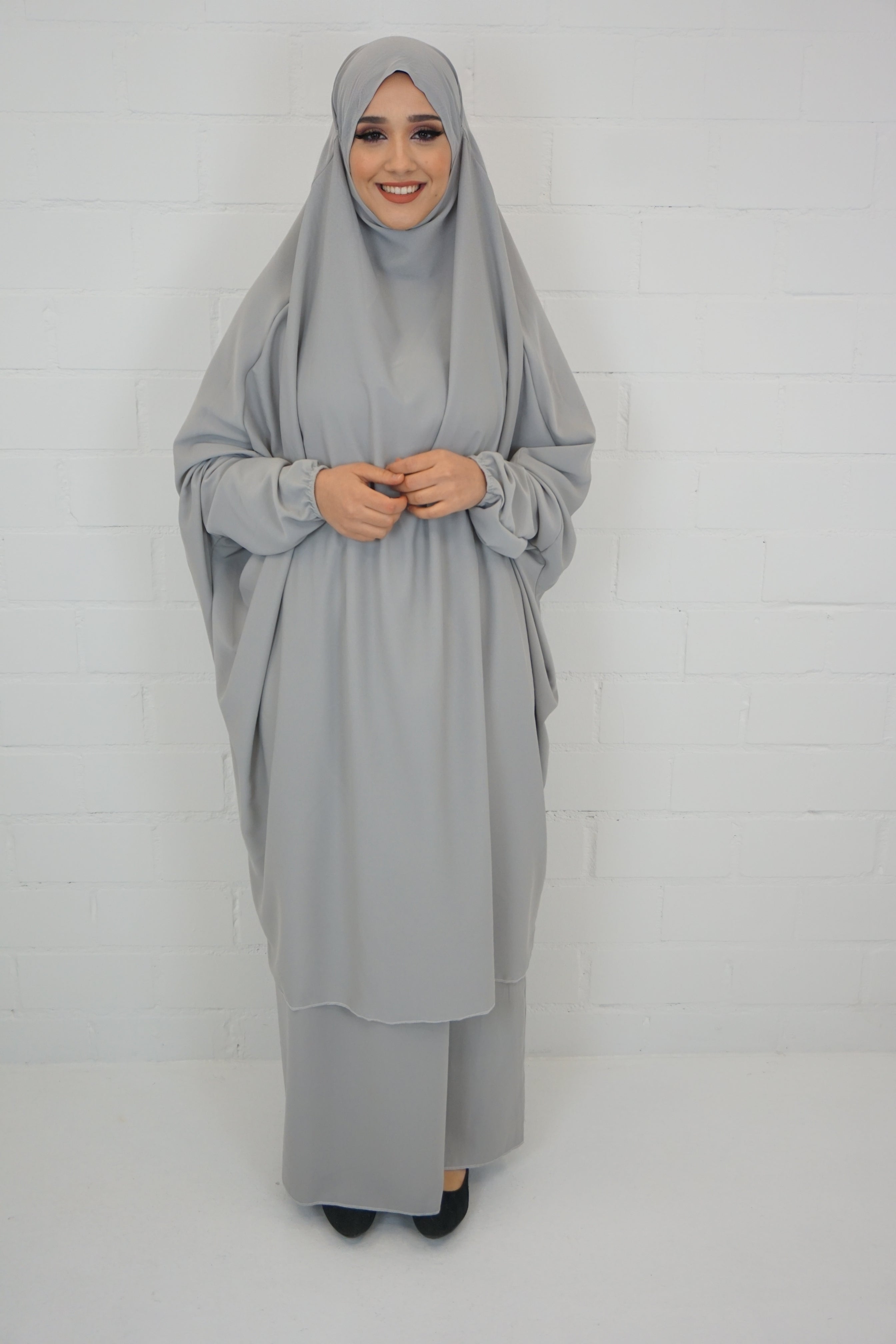 Jilbab Farheena Hellgrau