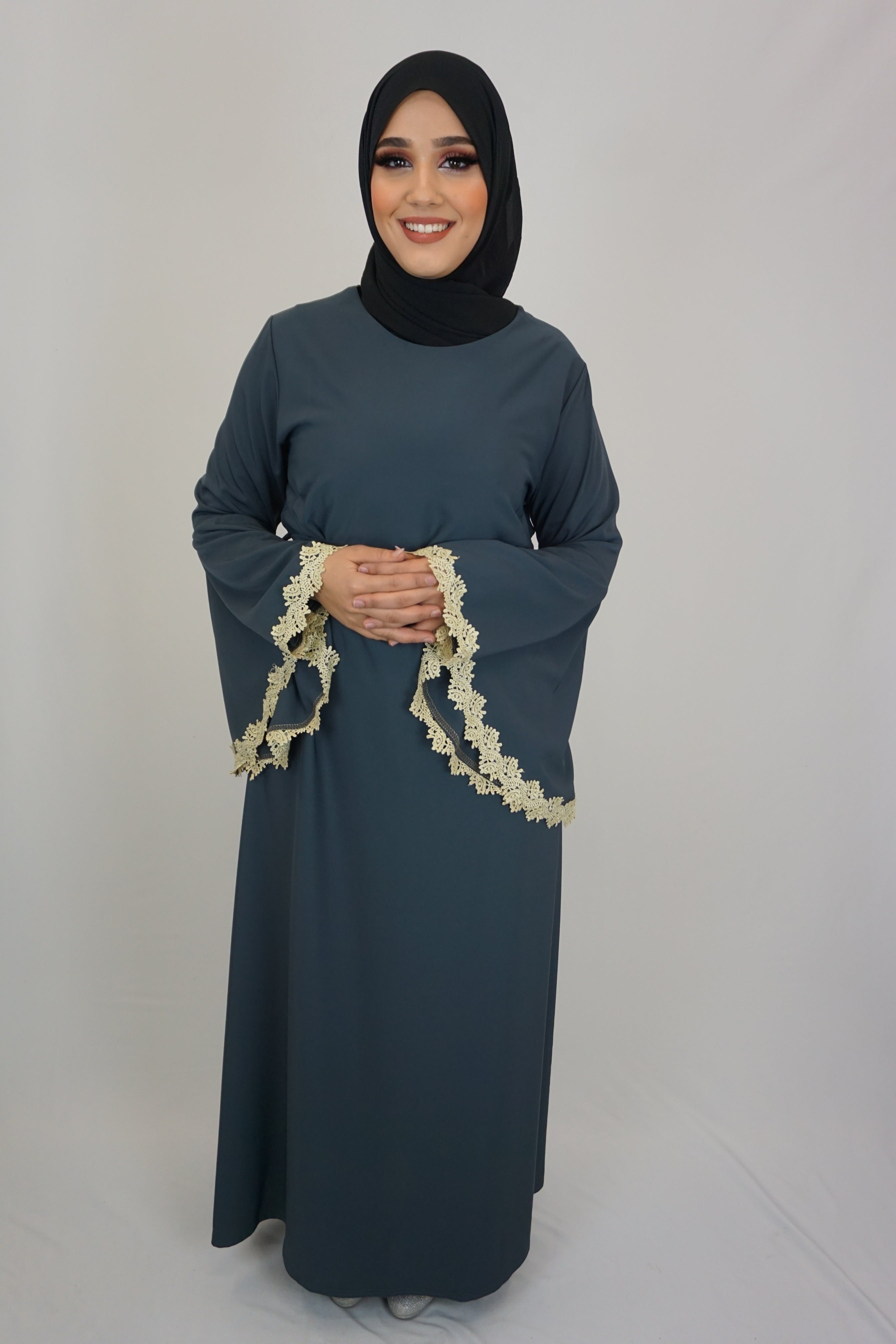 Abaya Sultana Grau