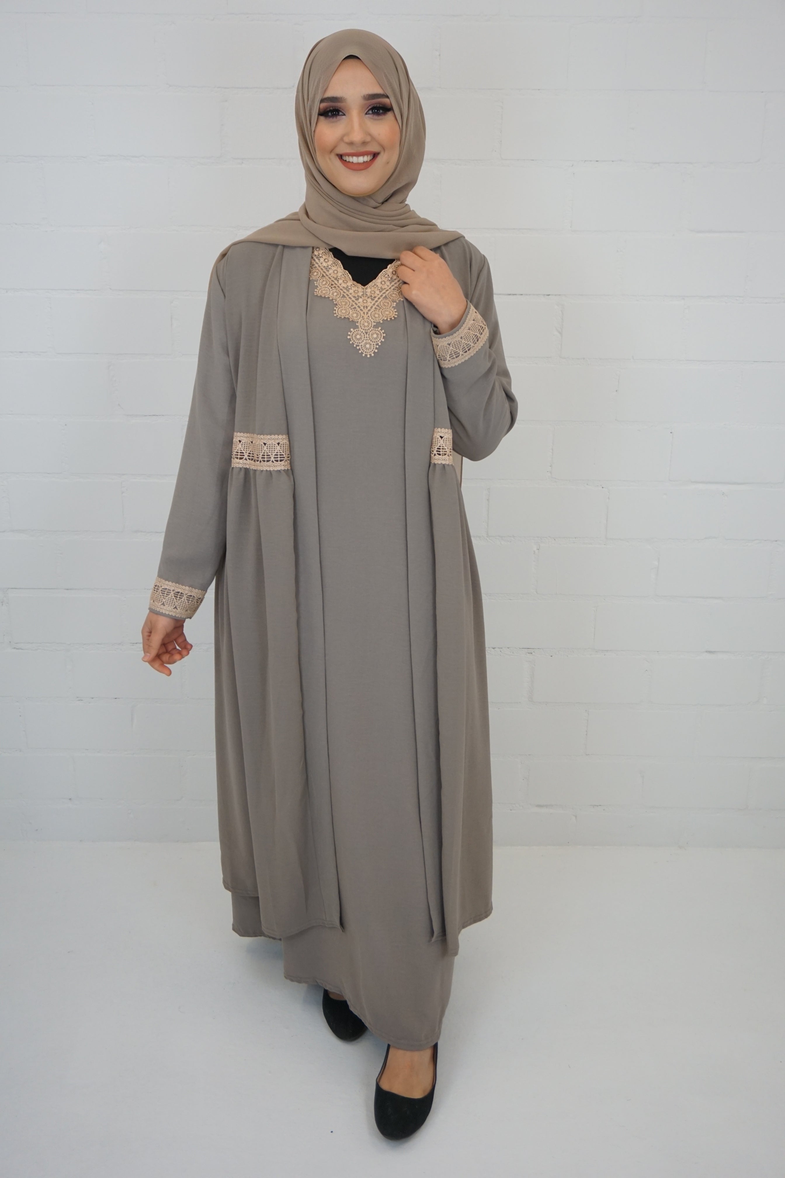 Abaya Anika Taupe