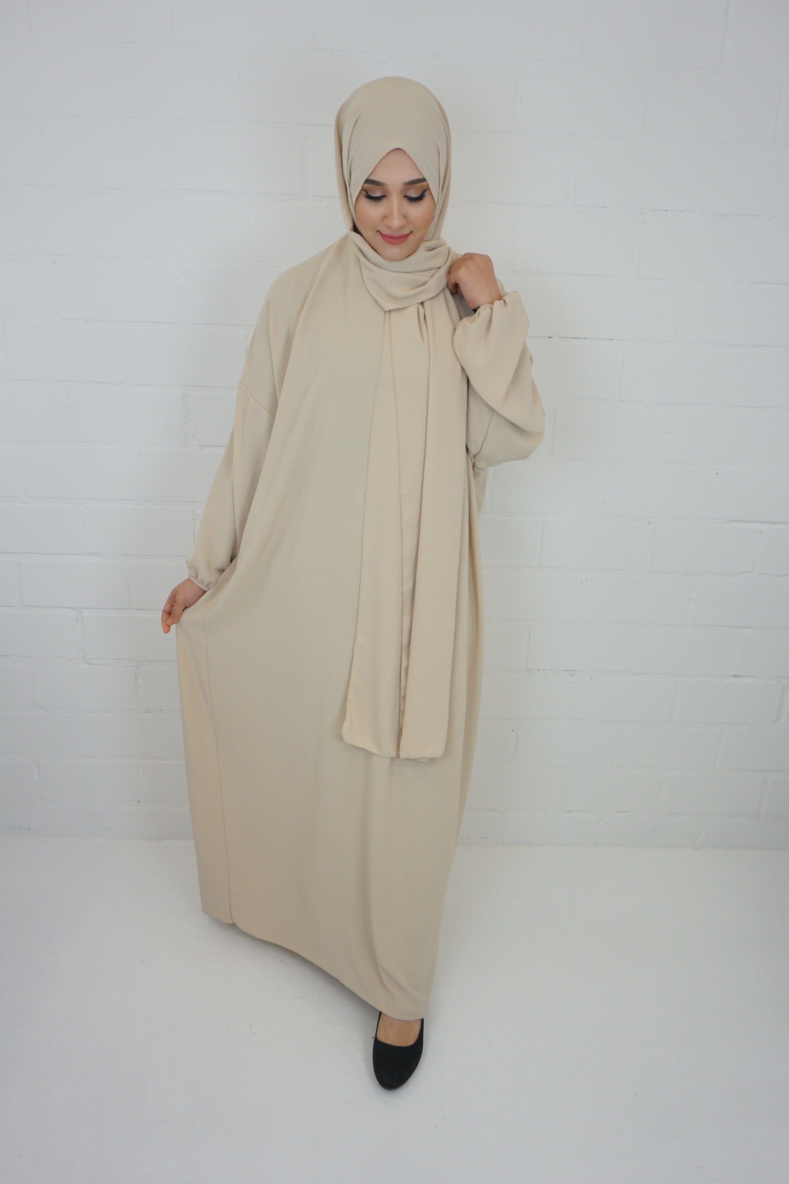 Jazz Hijab-Abaya Beige