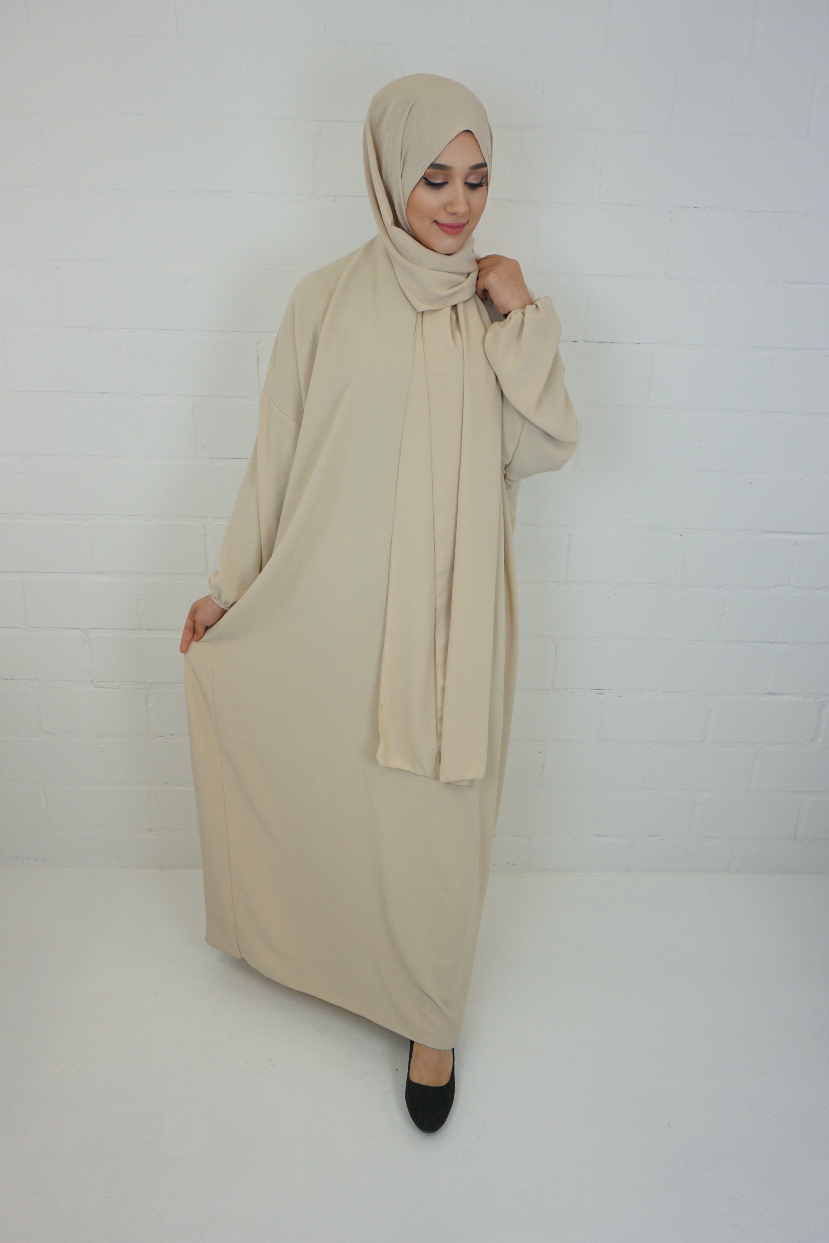 Jazz Hijab-Abaya Beige