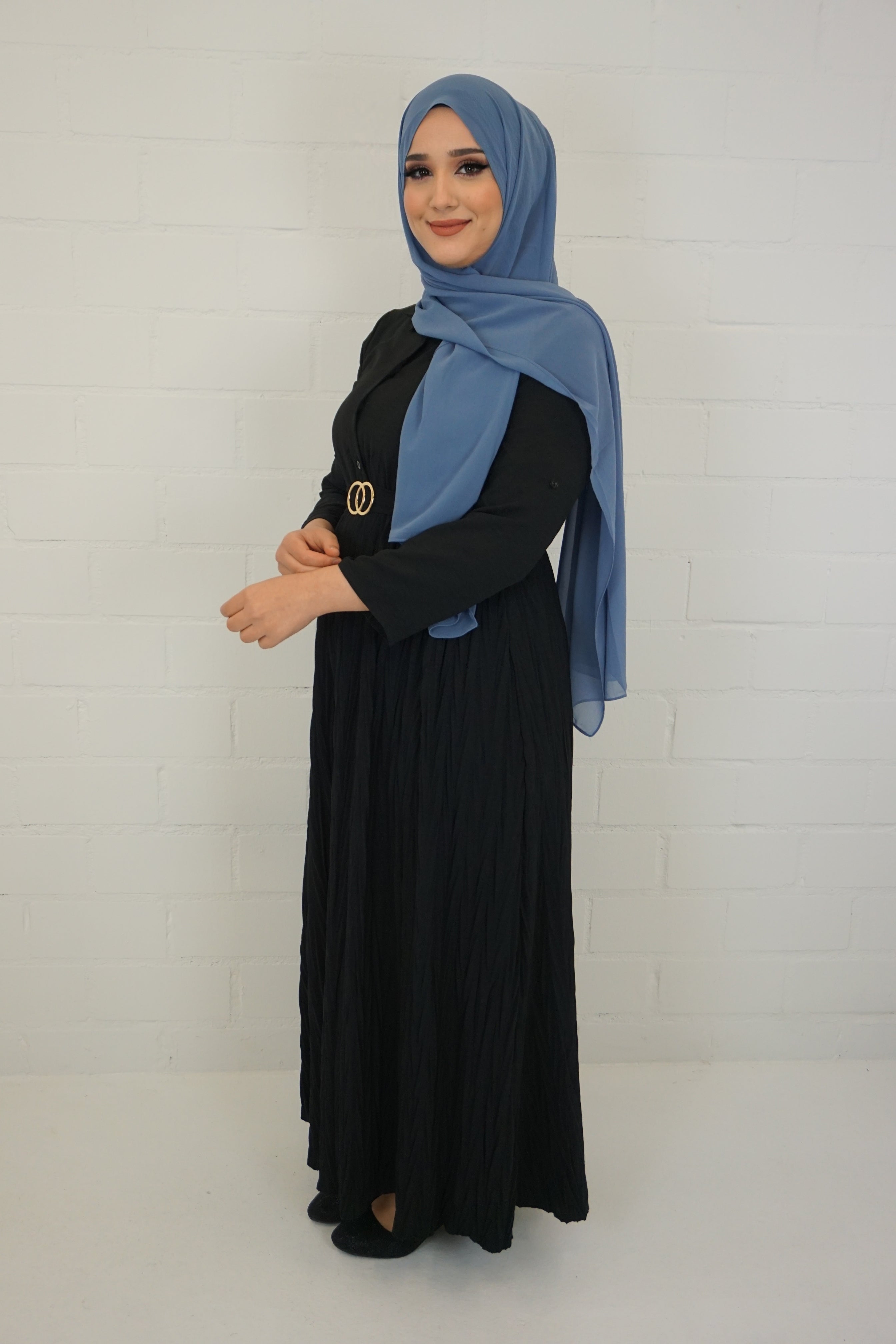 Abaya Nusret Schwarz