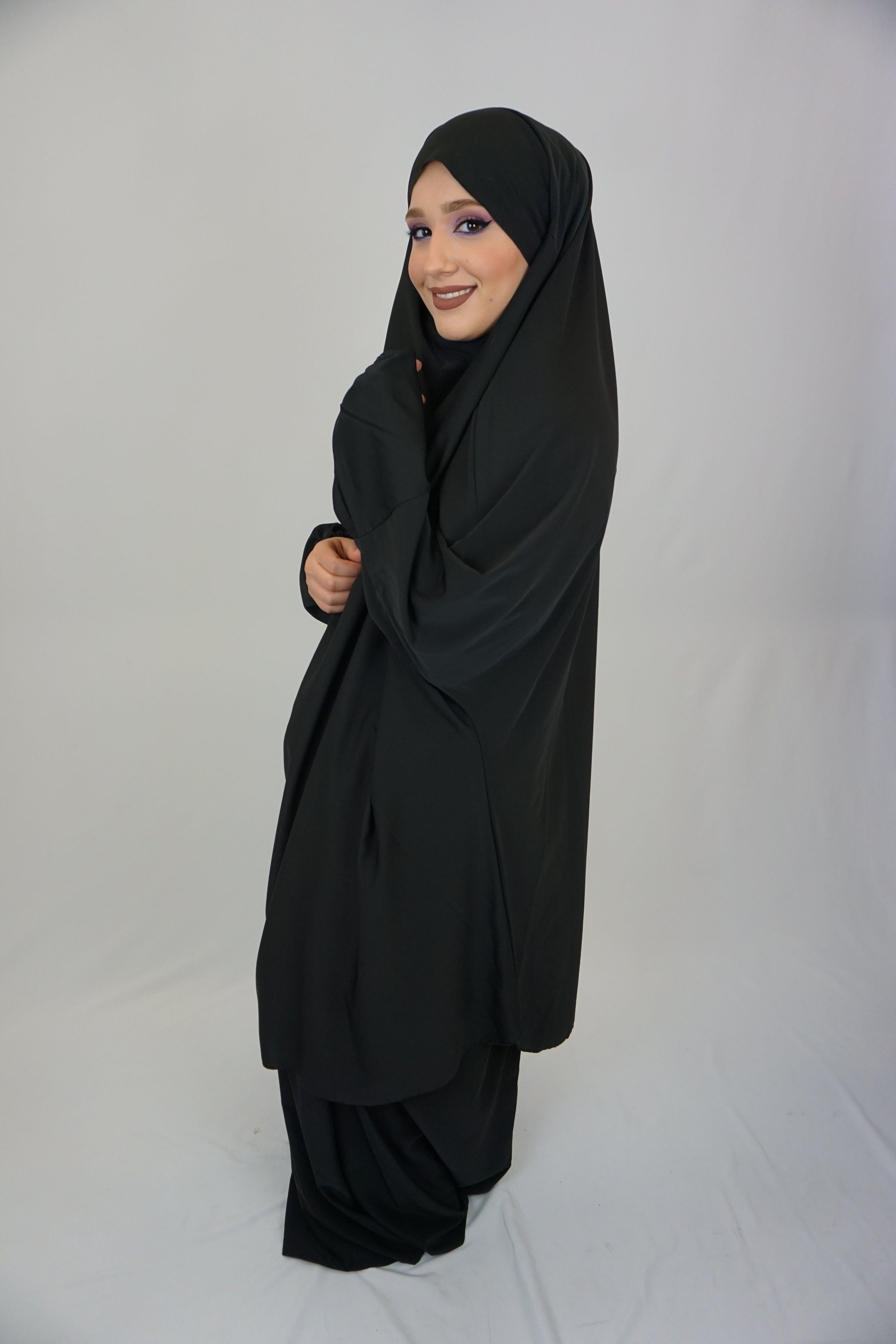 Jilbab Farheena Schwarz