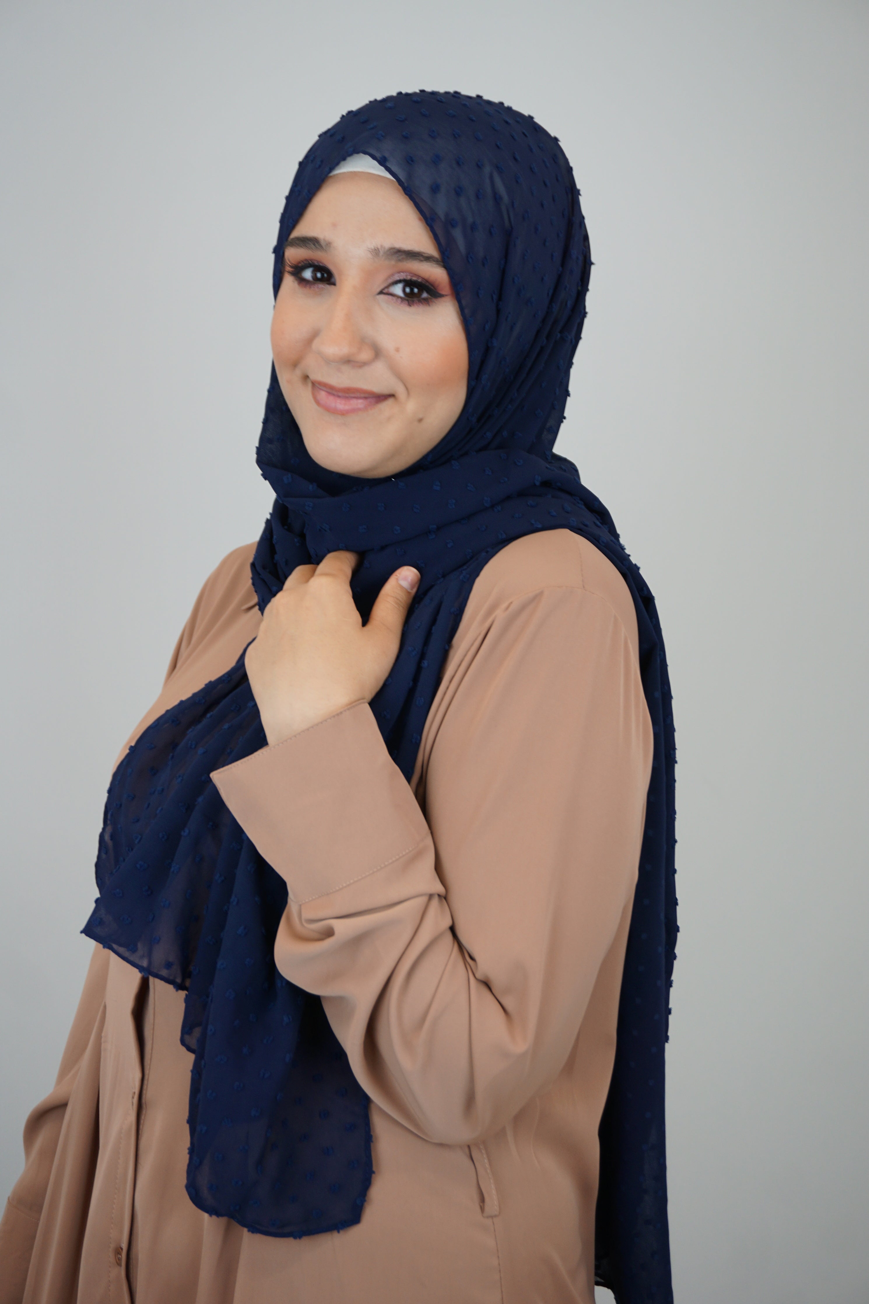 Premium Chiffon 3D Hijab Navyblau