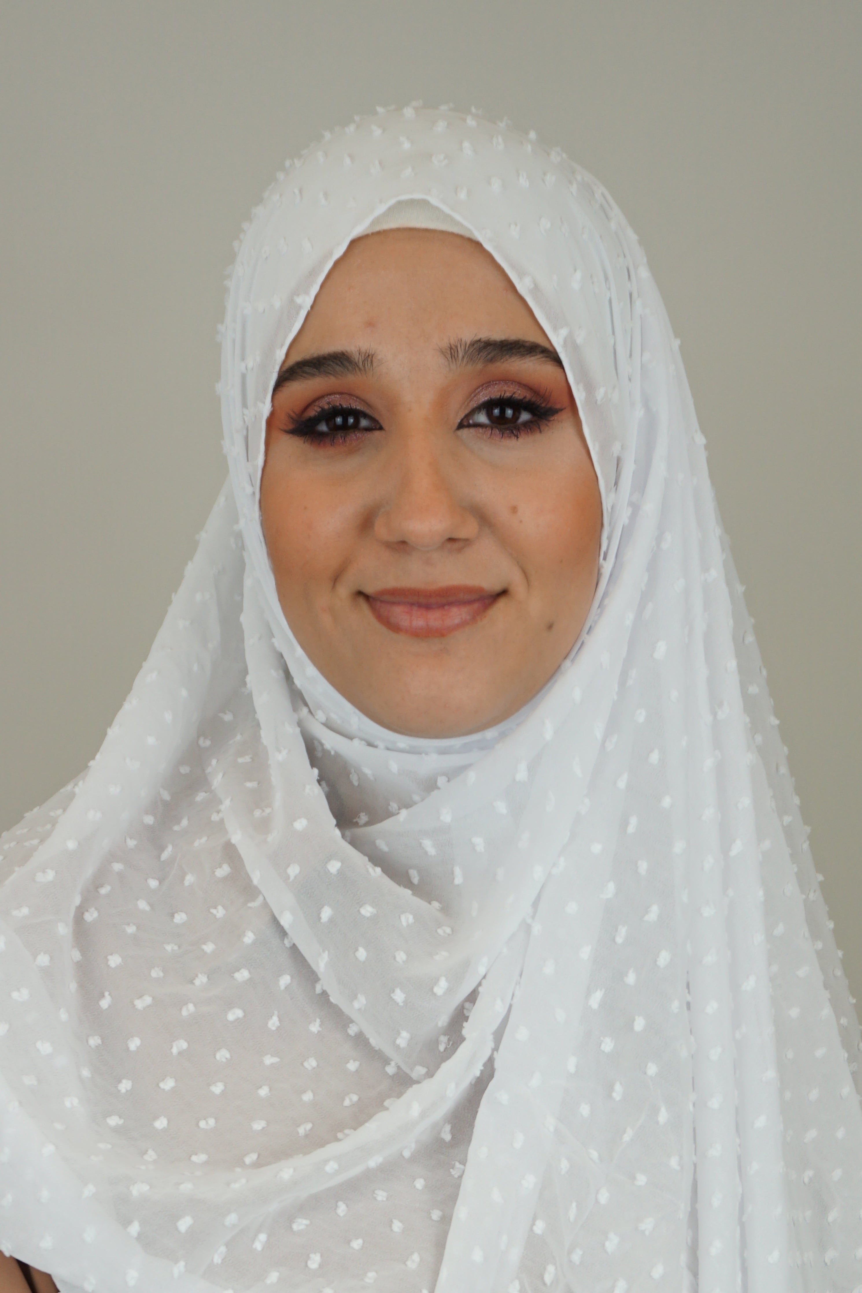 Premium Chiffon 3D Hijab Weiß