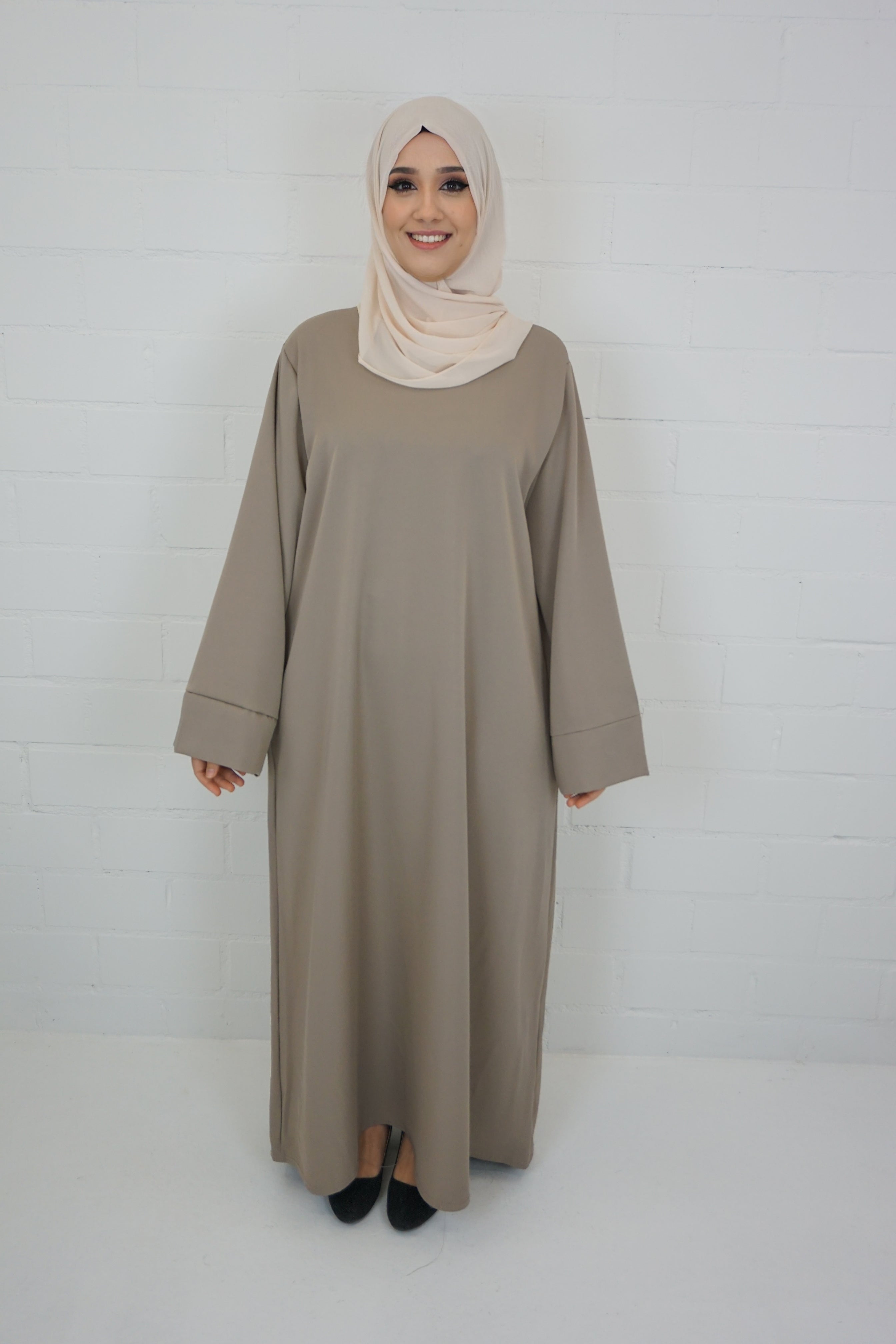 Abaya Amara Schlammgrau