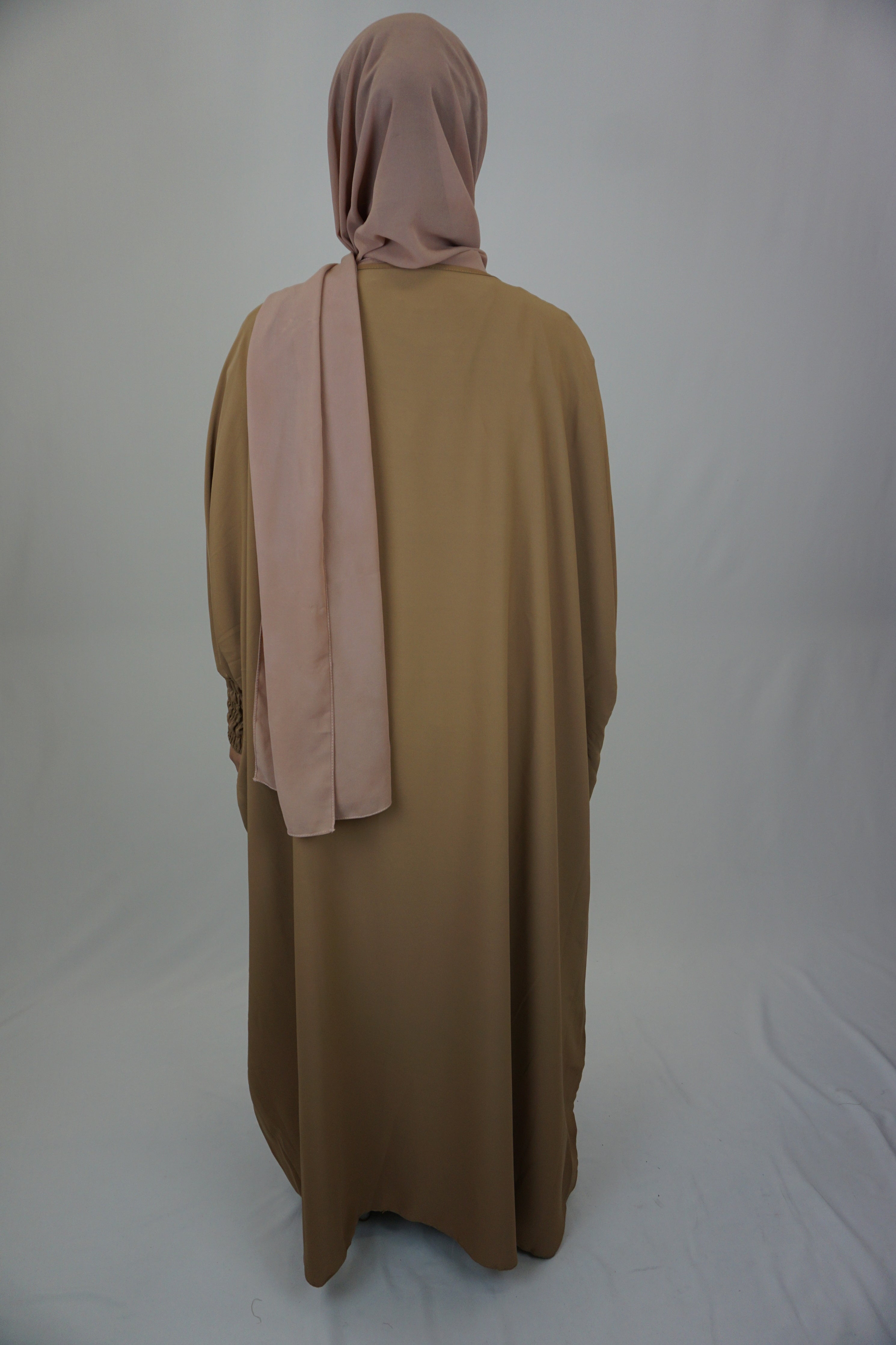 Jilbab Kleid Amaya Camel