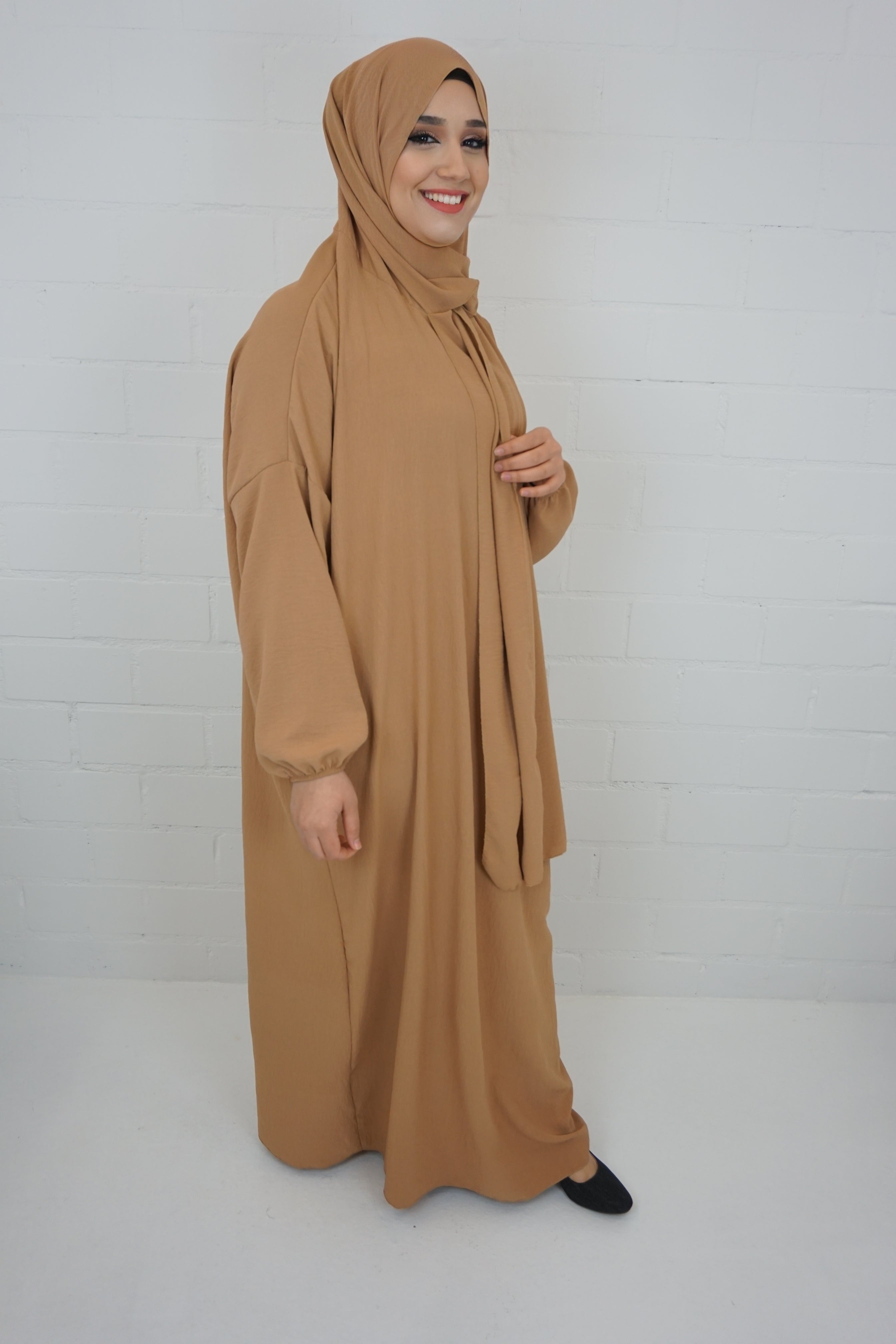 Jazz Hijab-Abaya Camel