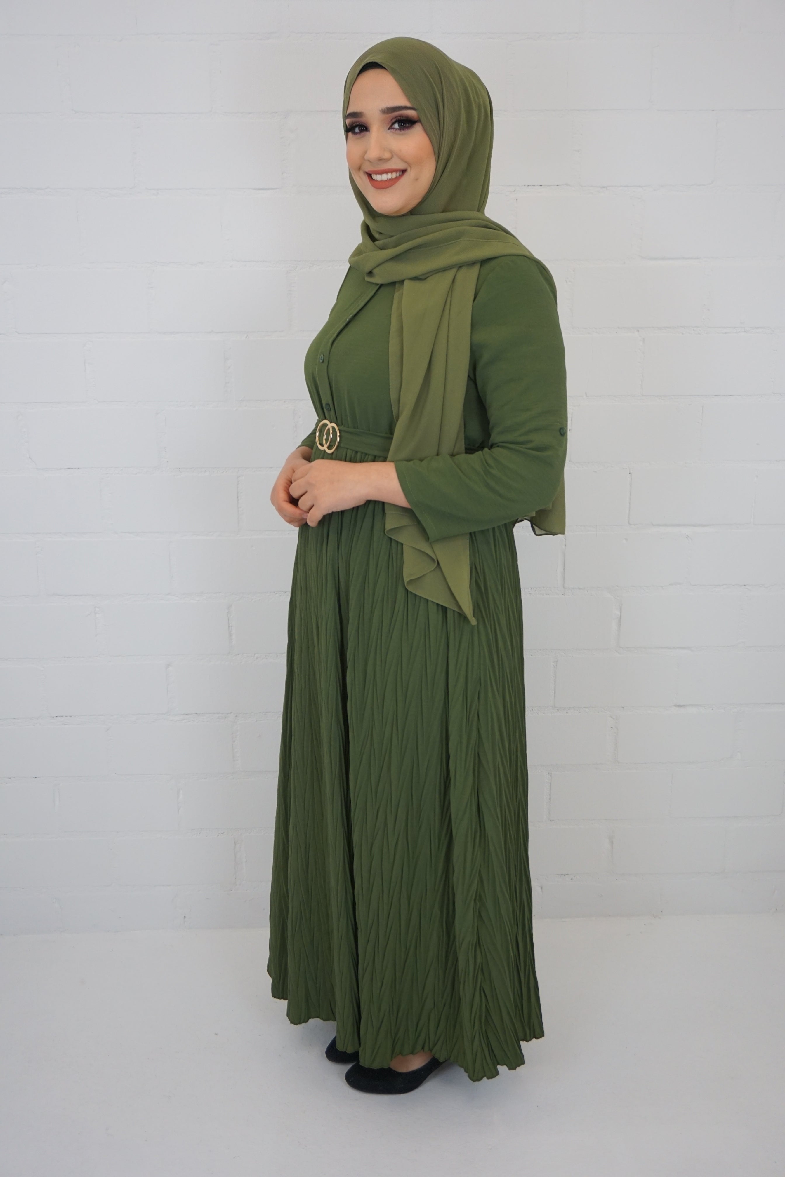 Abaya Nusret Oliv