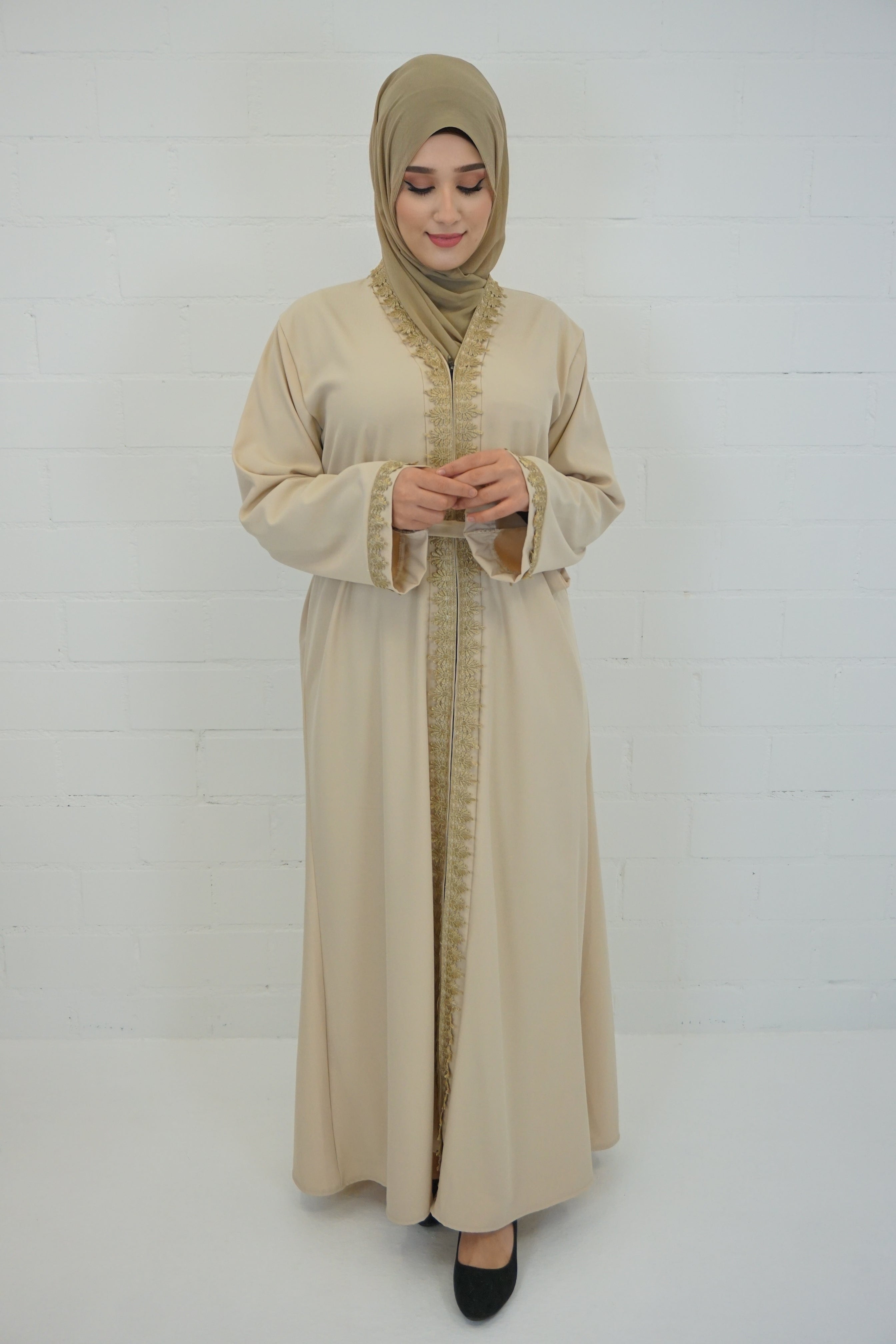 Abaya Faheema Beige