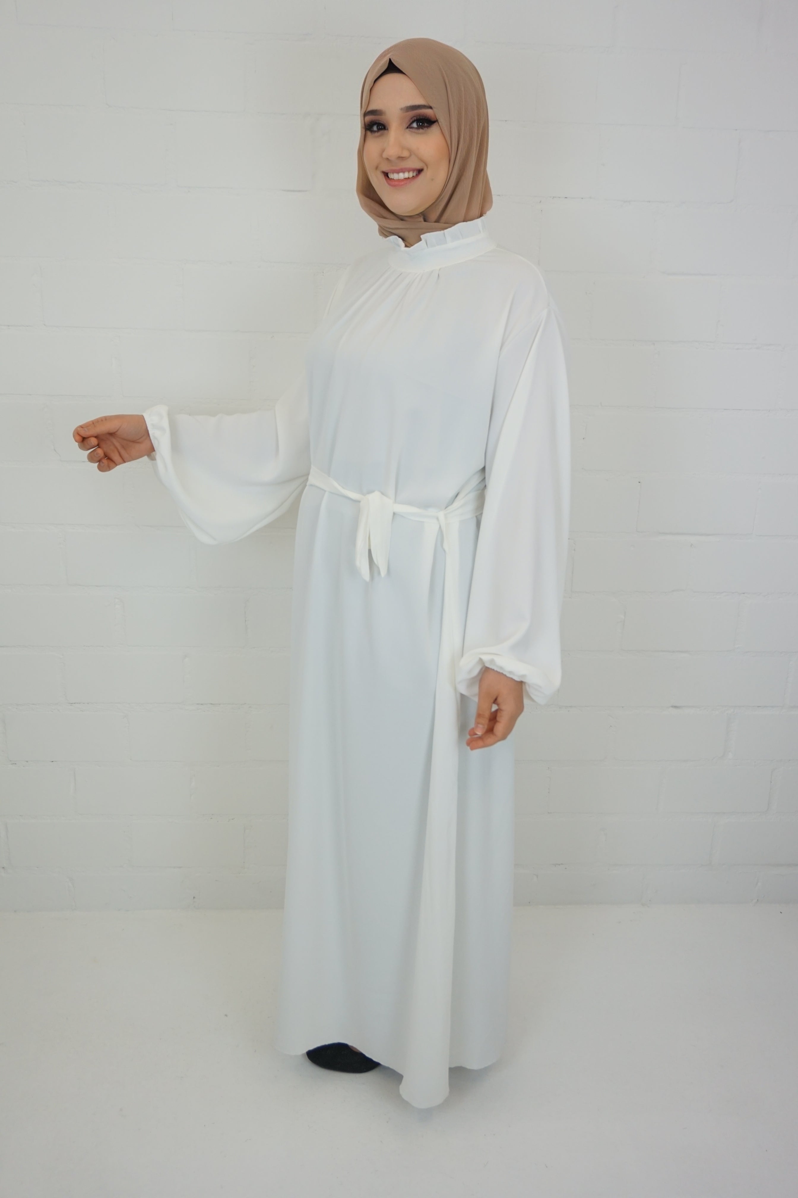 Abaya Nadira Weiss