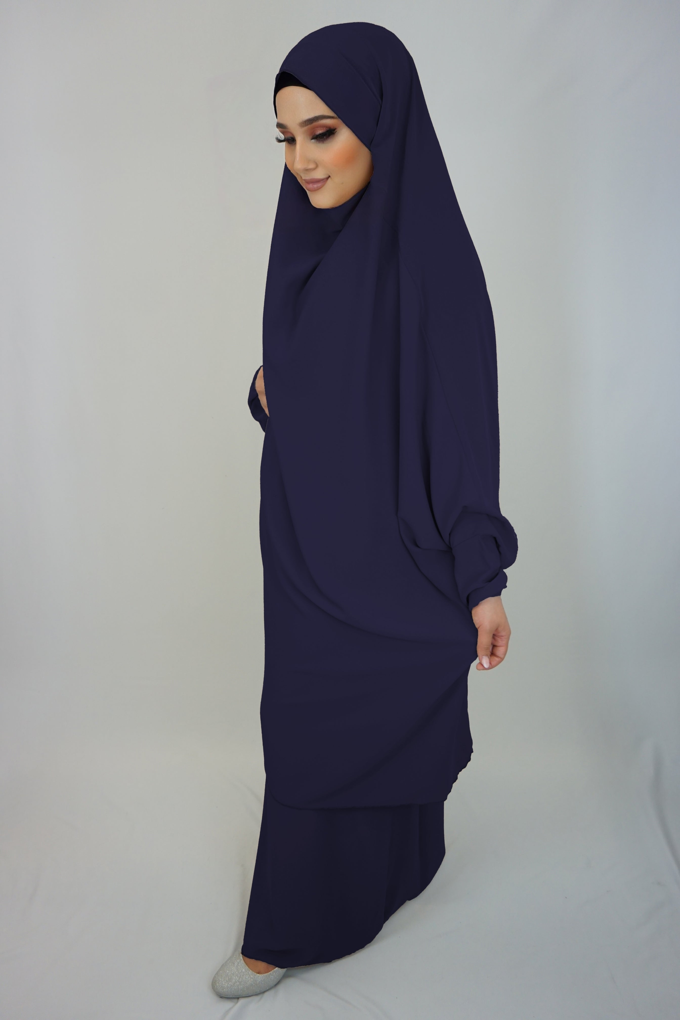 Jilbab Farheena Navyblau