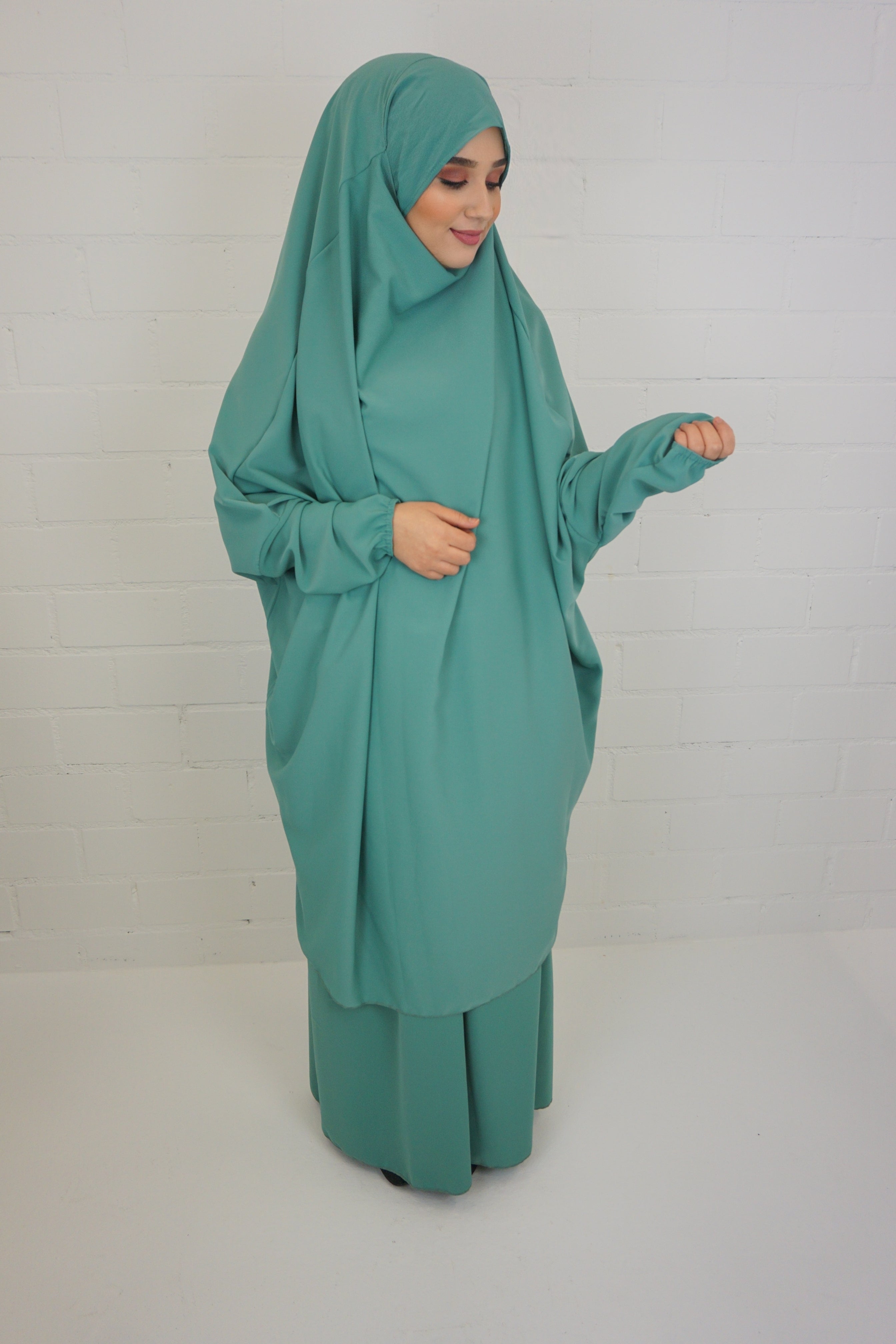 Jilbab Farheena Mintgrün