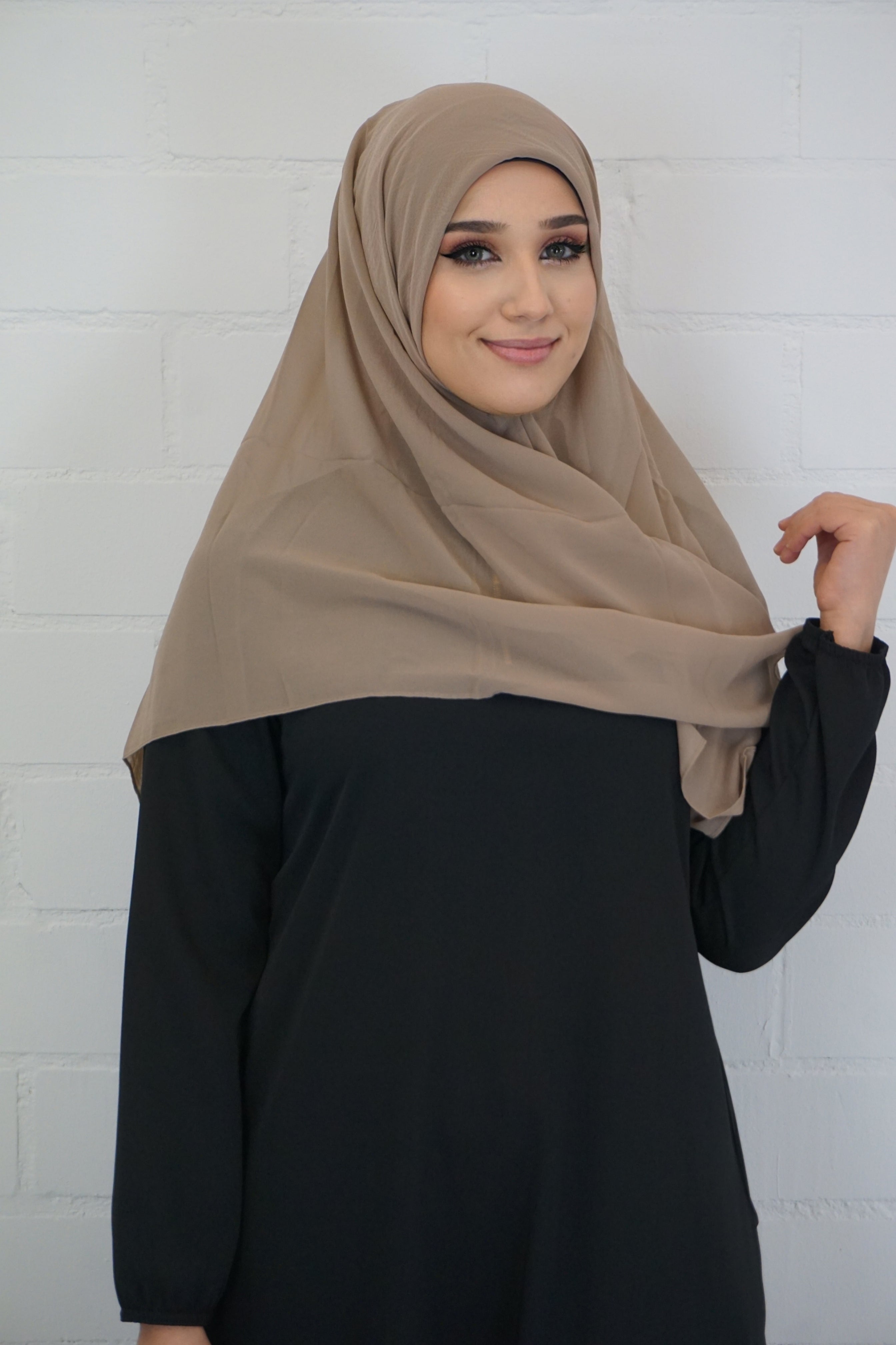 Chiffon Quadrat Hijab Schlammbraun