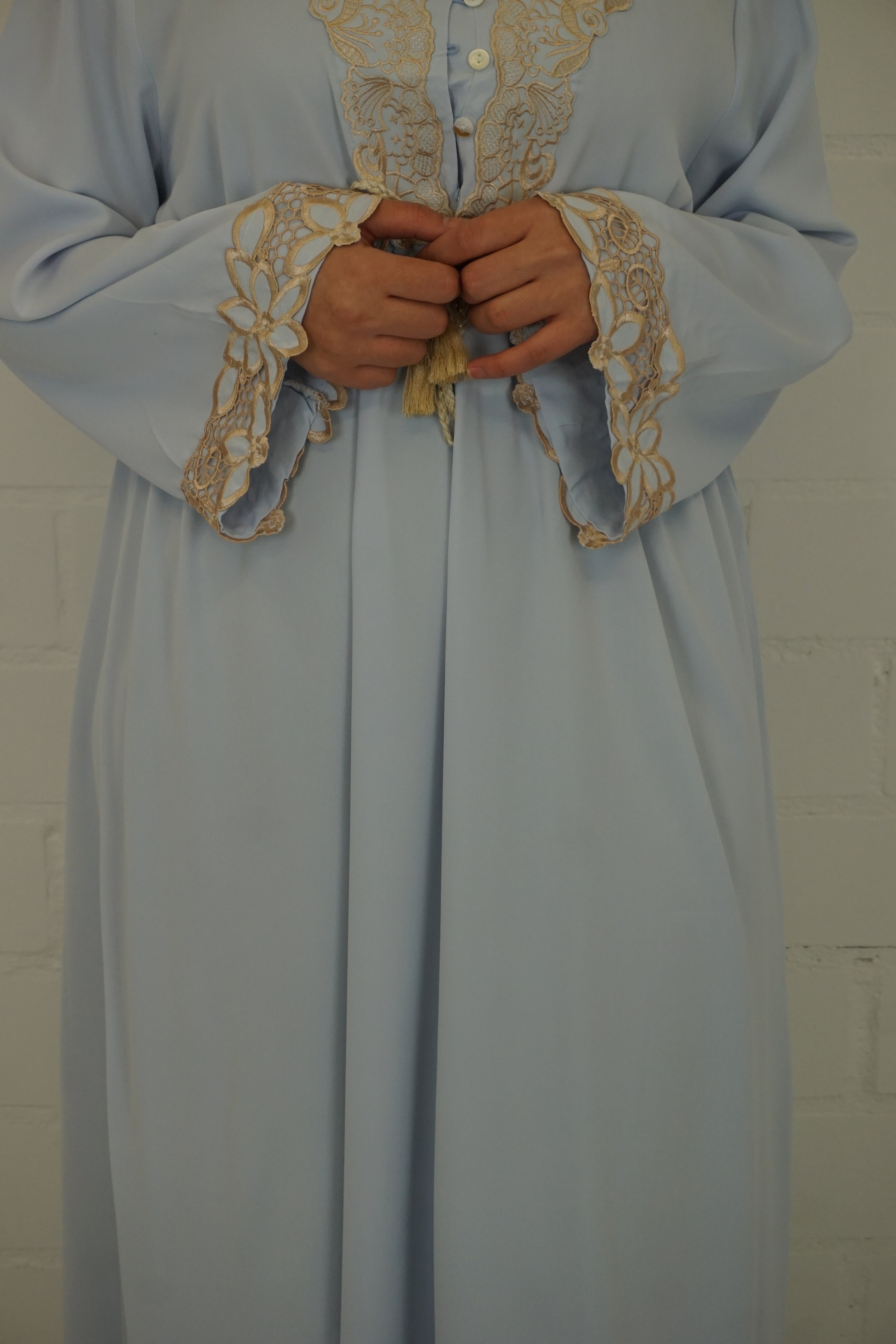 Abaya Asja Silbergrau