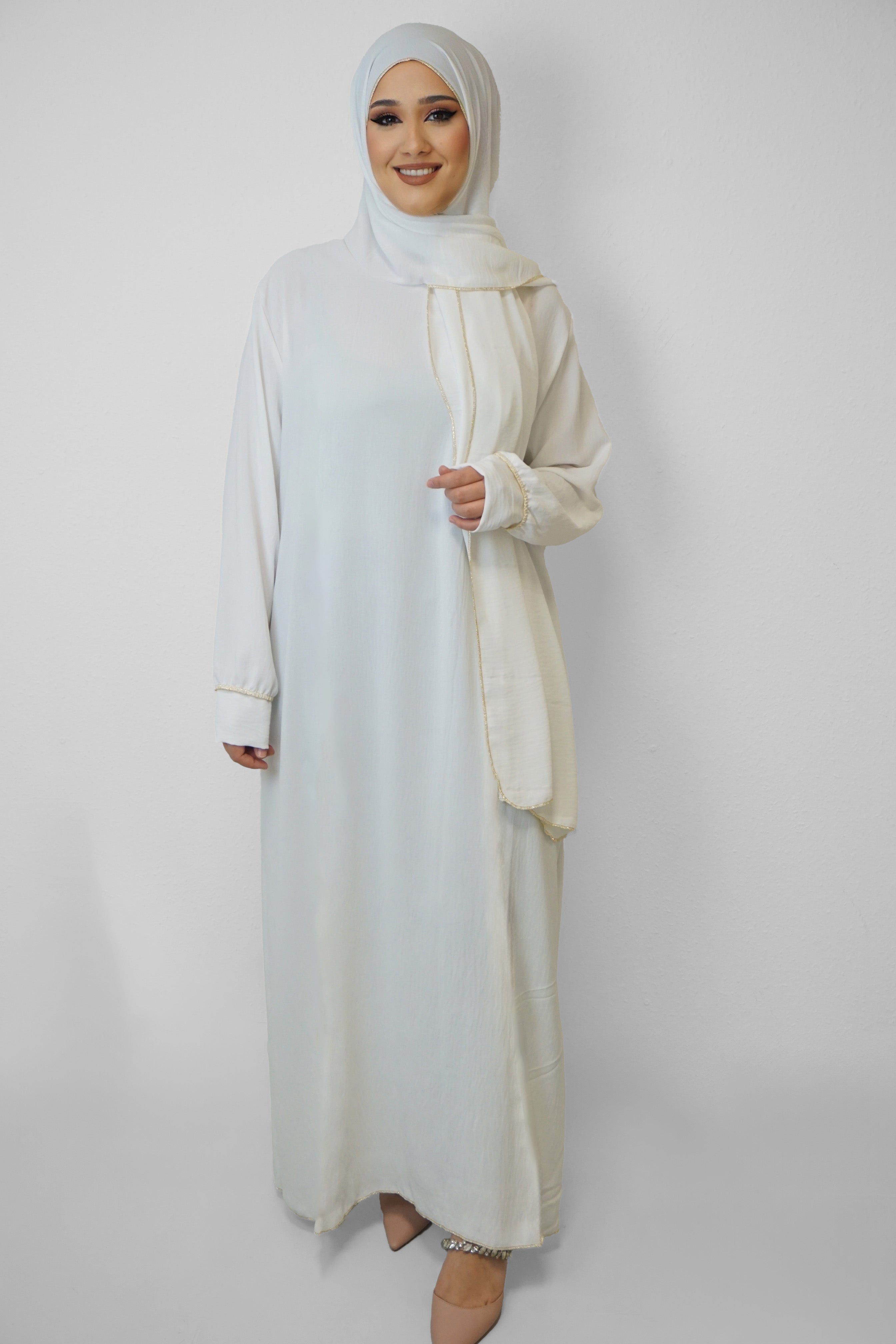 Abaya Cherin Weiss