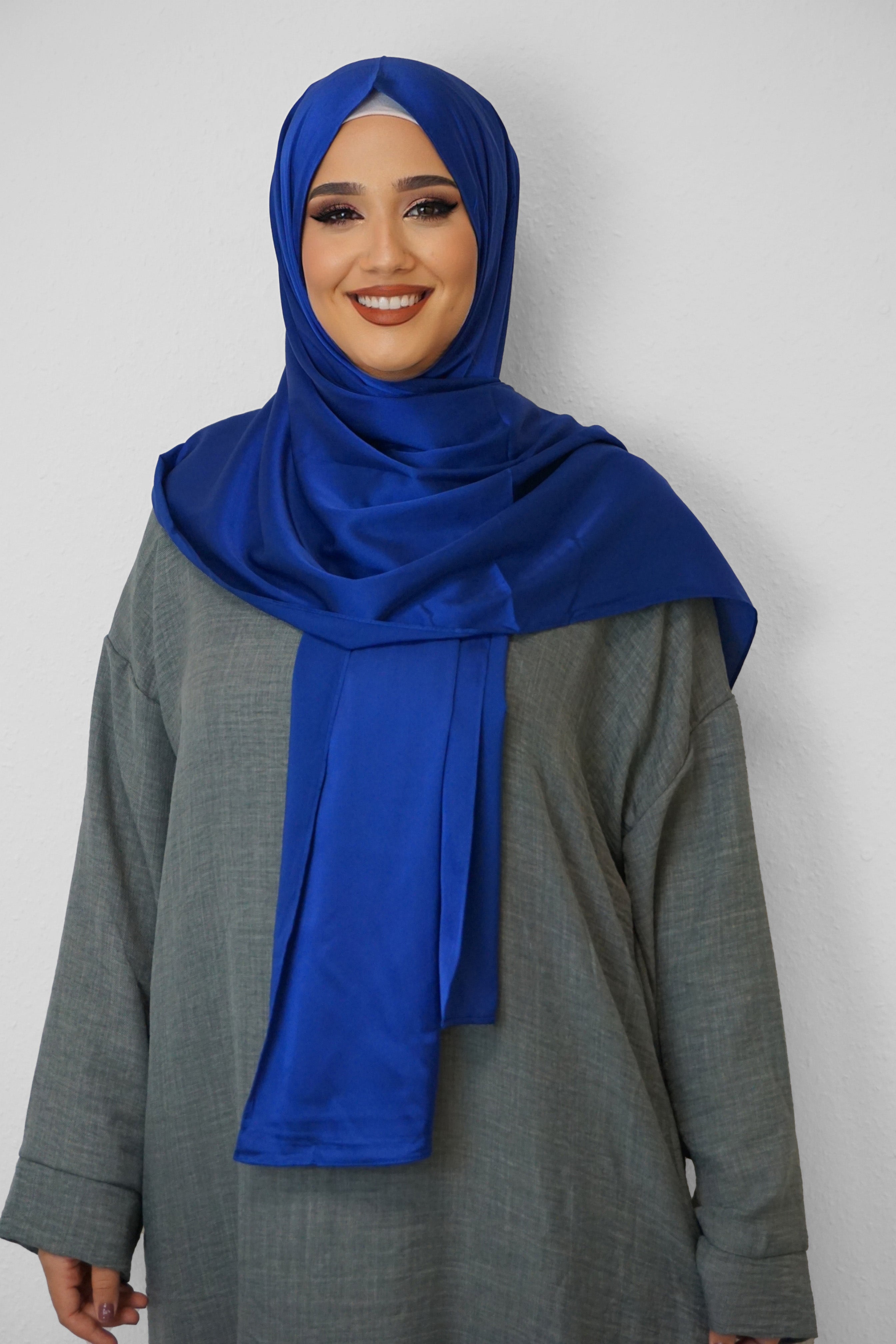 Satin Classic Hijab Royalblau