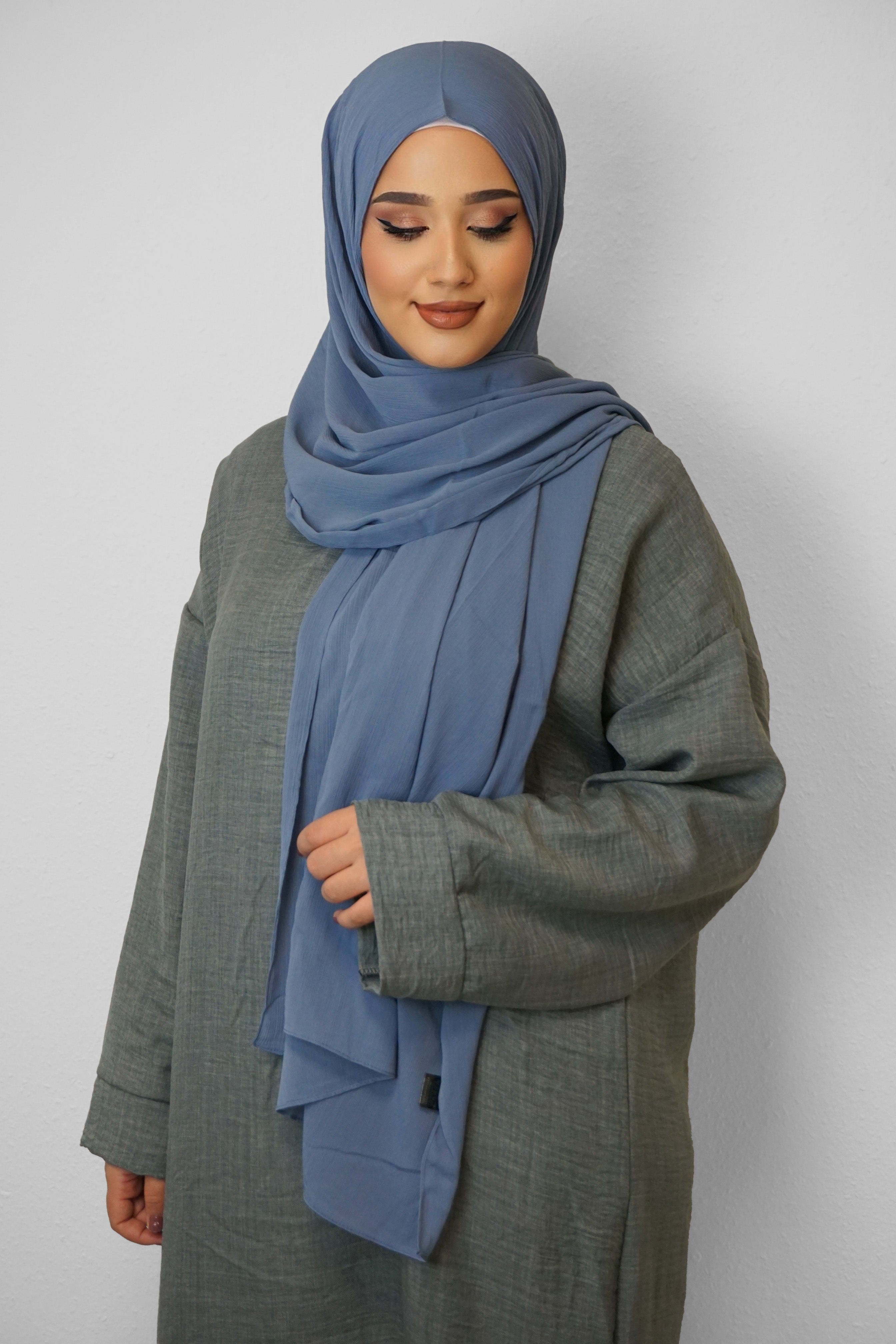 Crinkle Premium Chiffon Hijab Blau