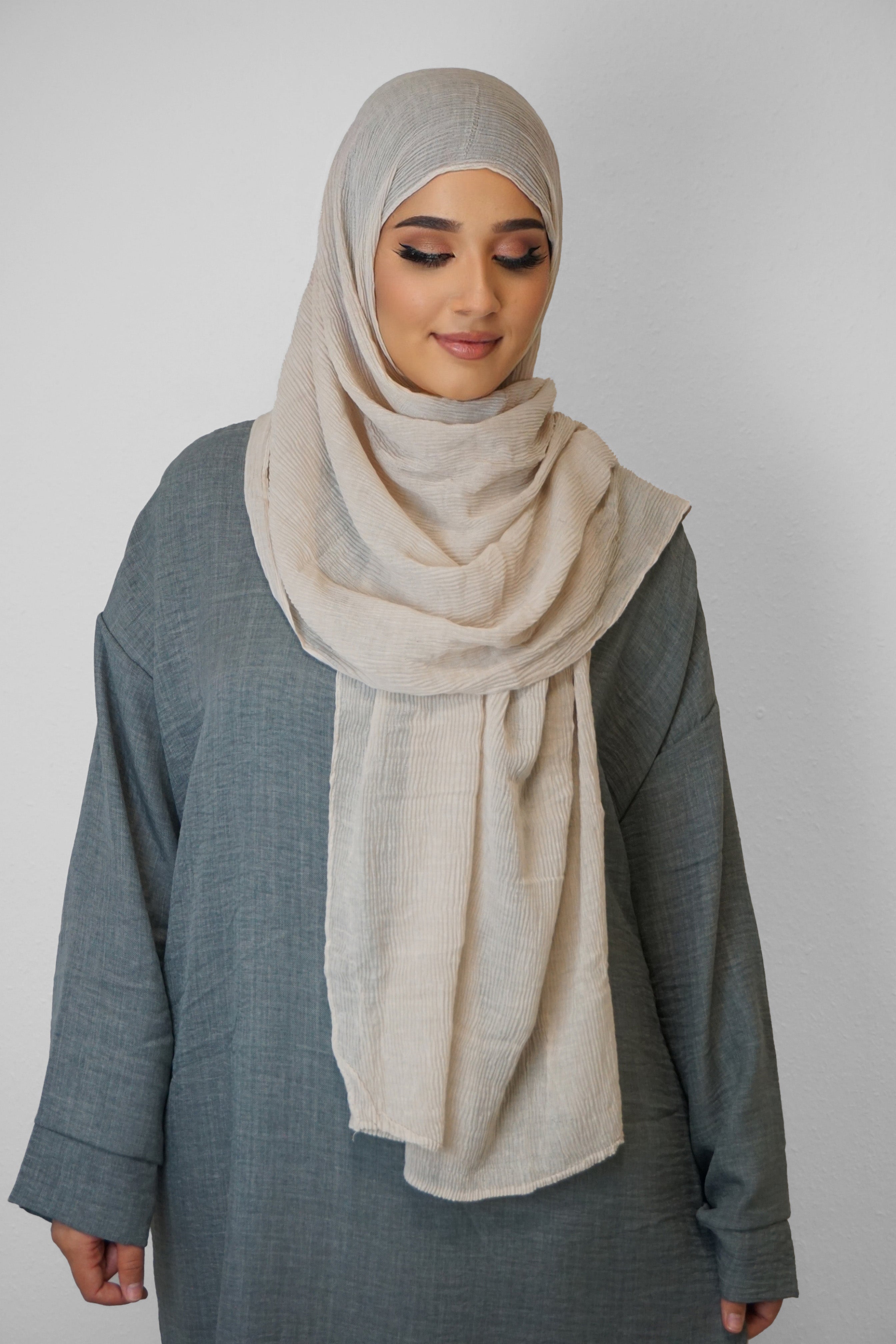 Baumwolle Crinkle-Hijab Hell-Beige