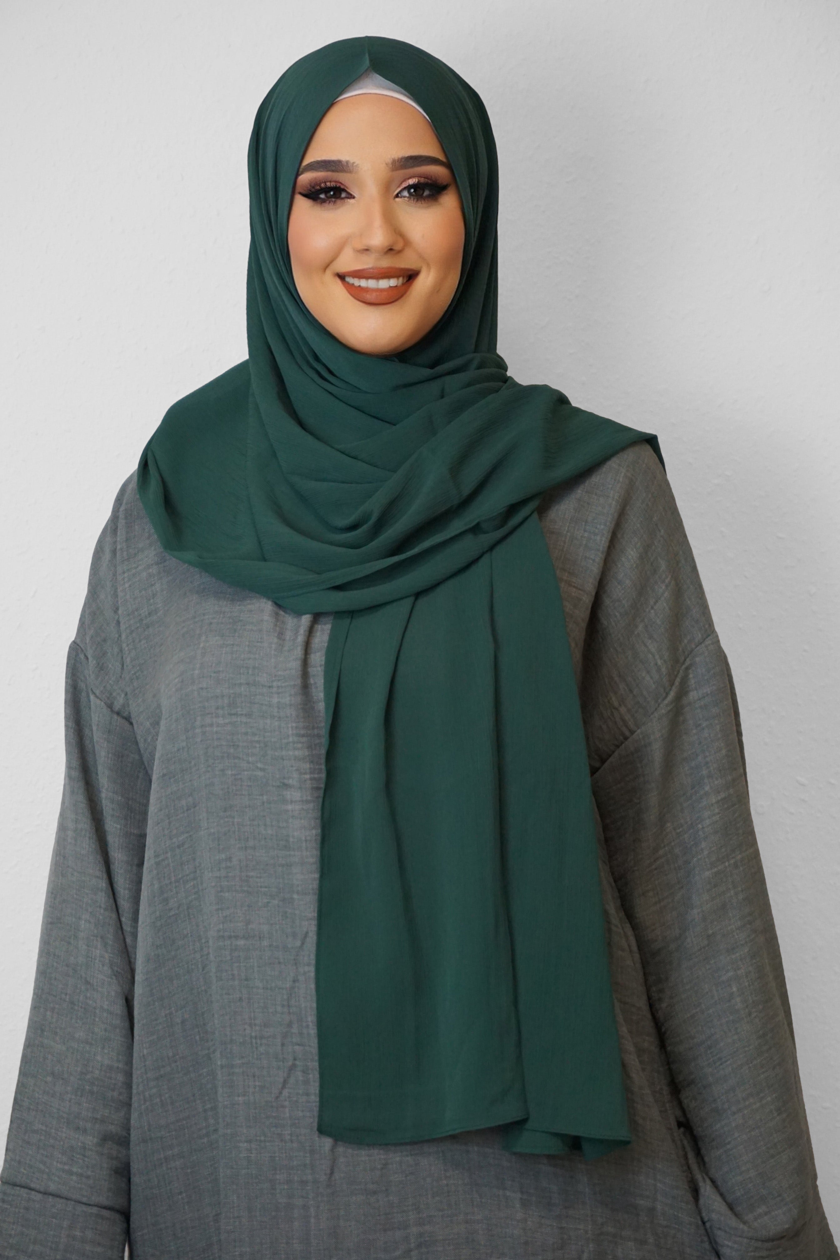 Crinkle Premium Chiffon Hijab Smaragdgrün