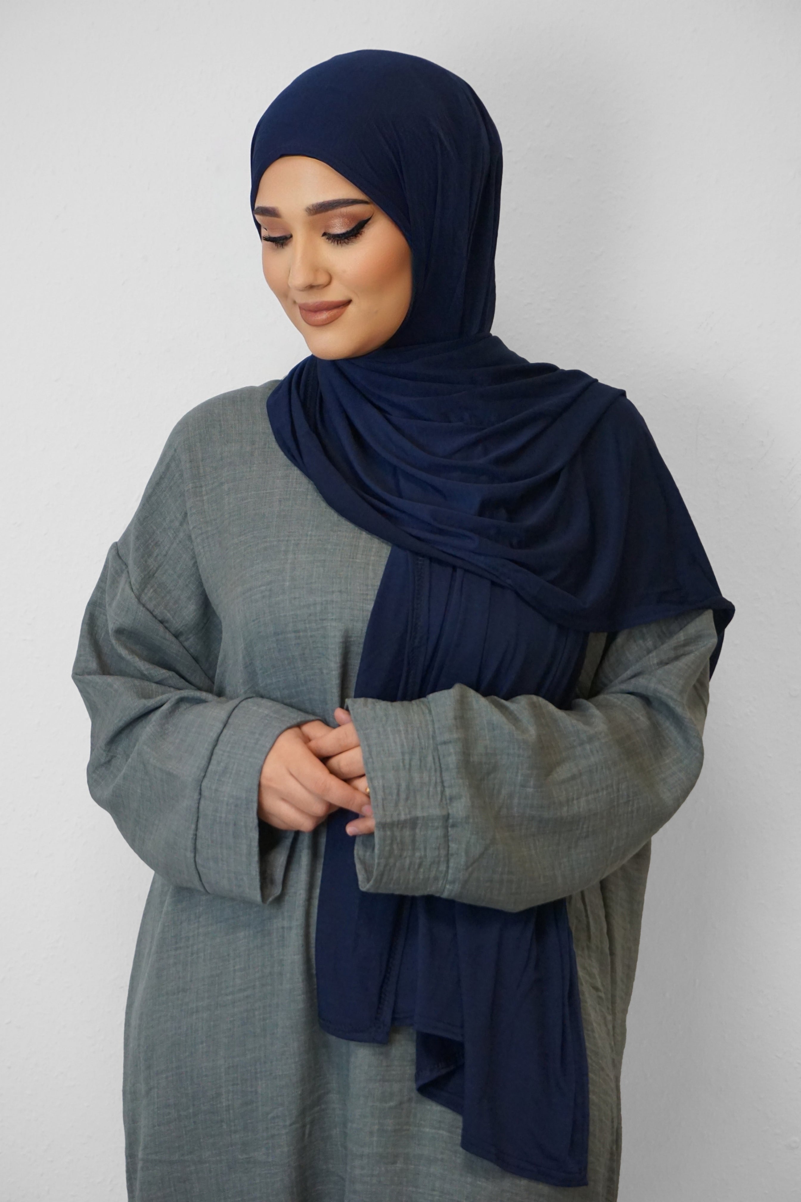 Premium Jersey Hijab Dunkelblau