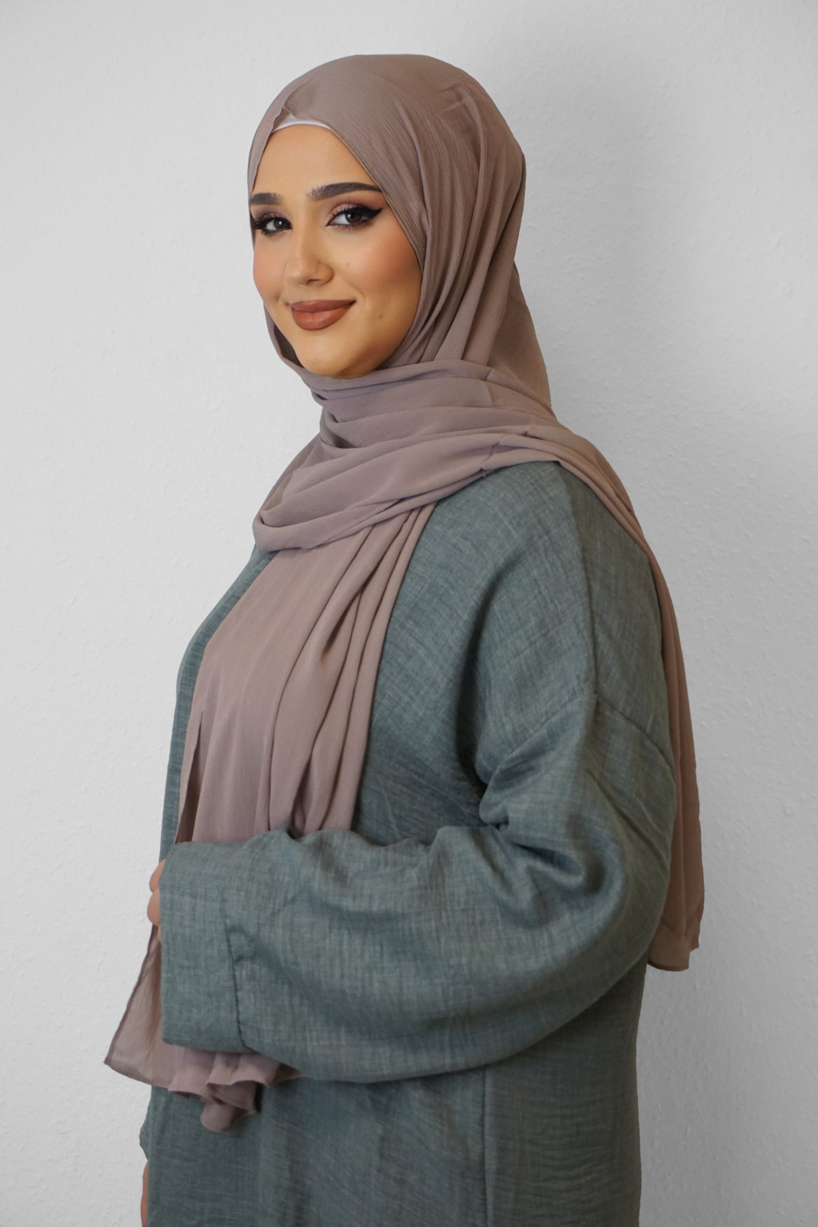 Crinkle Premium Chiffon Hijab Taupe