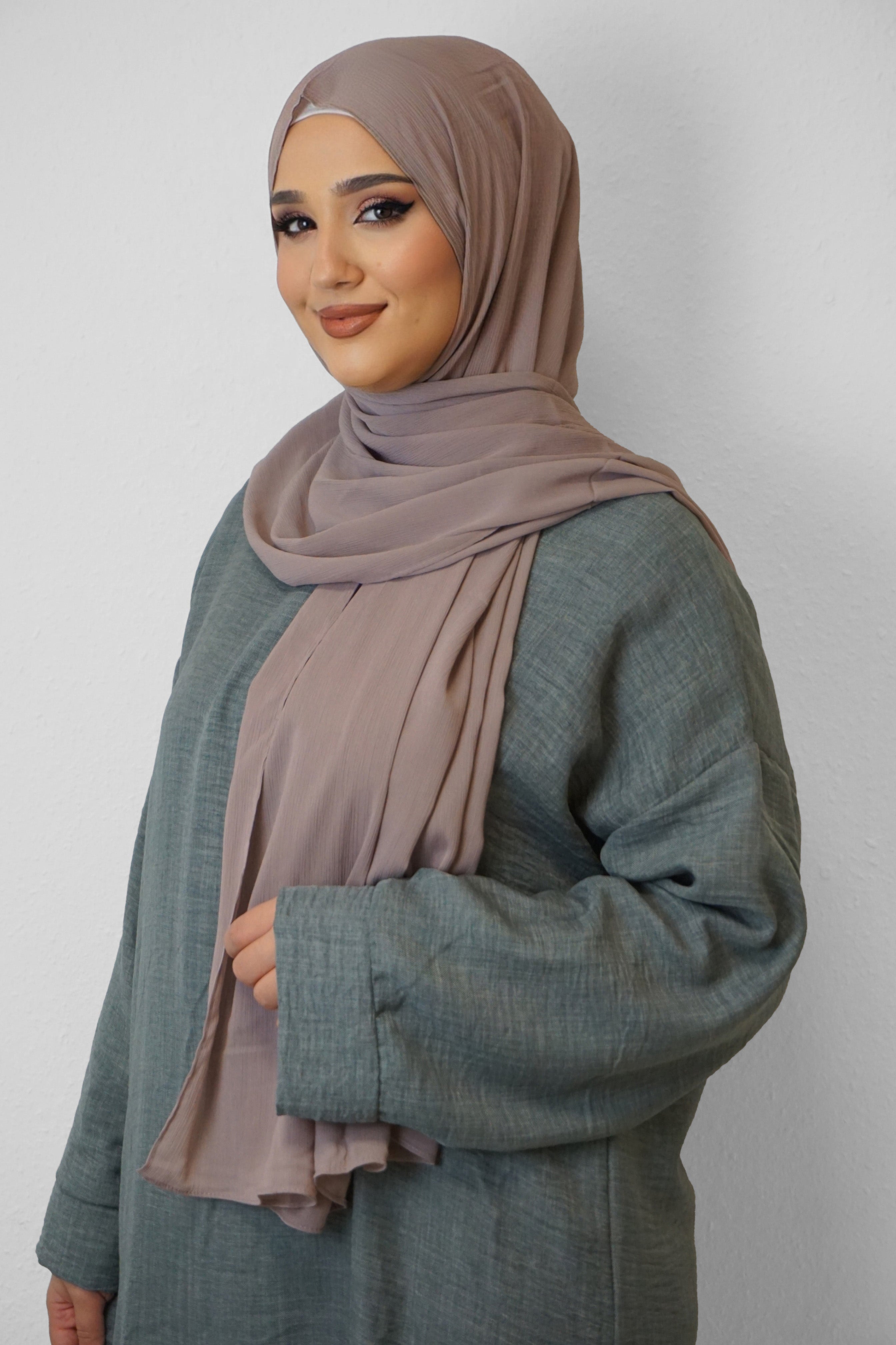 Crinkle Premium Chiffon Hijab Taupe