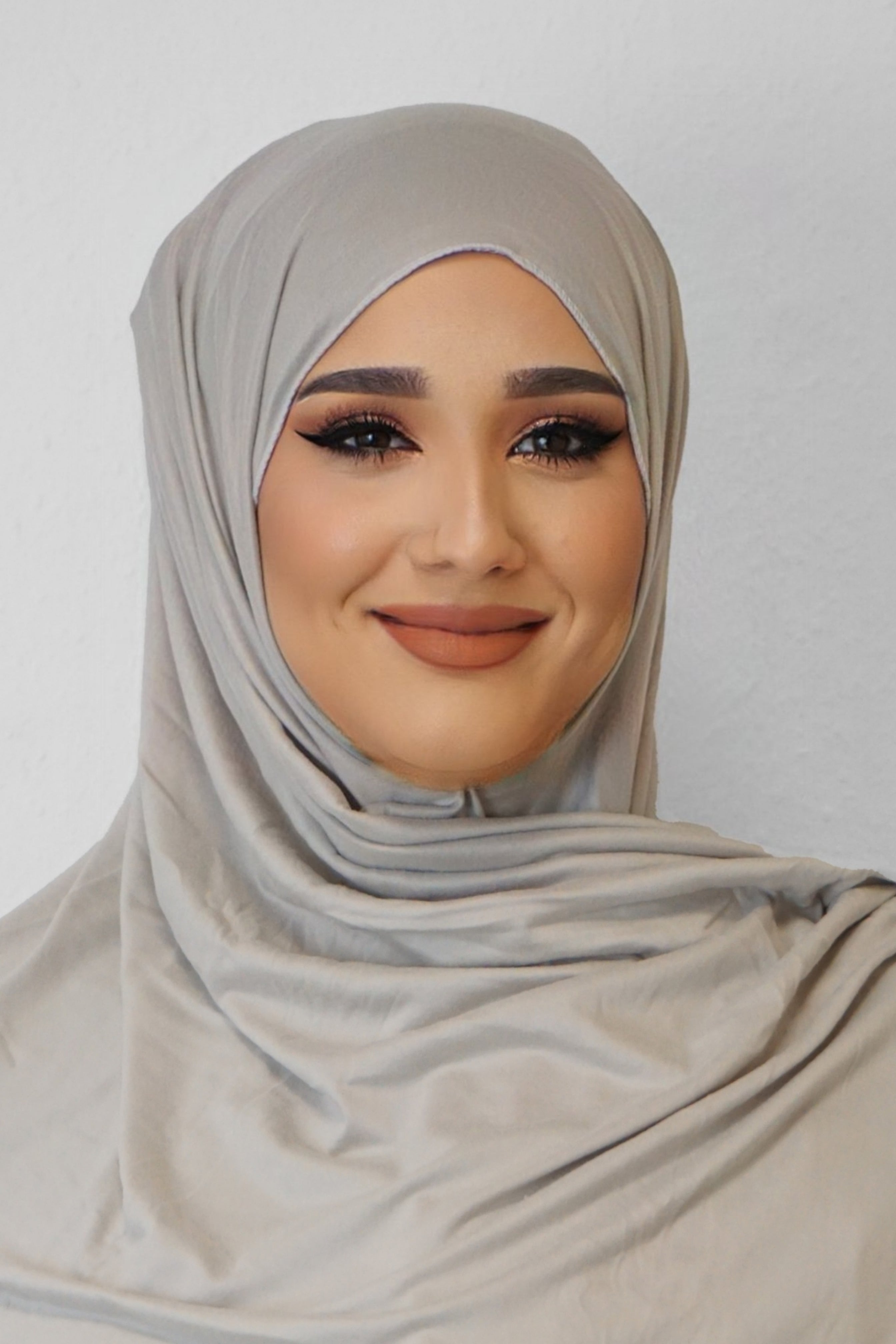 Jersey Hijab Fiza Light-Beige